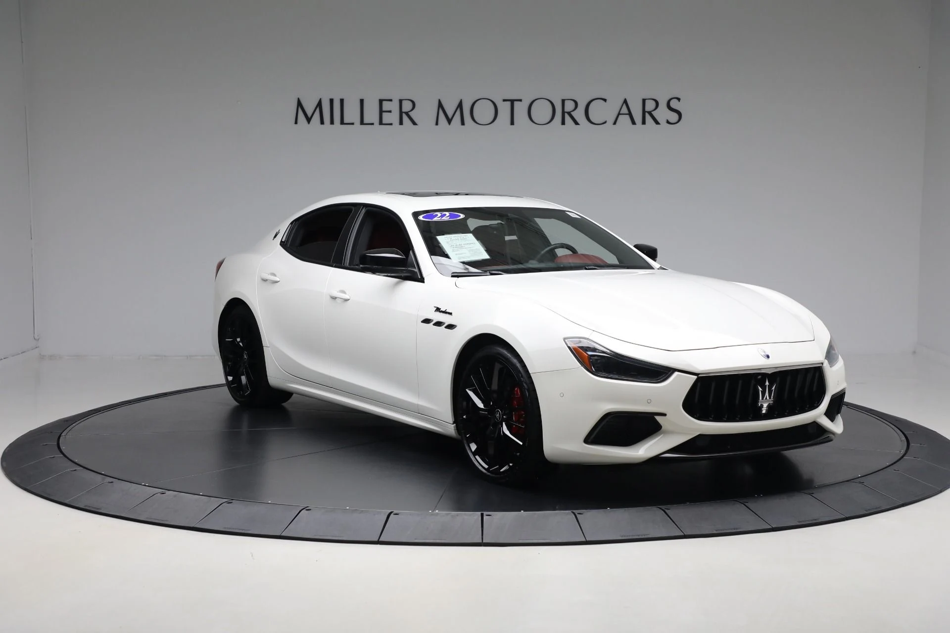 mph010_1971400603_Used_2022_Maserati_Ghibli_Modena_Q4_840663ad53