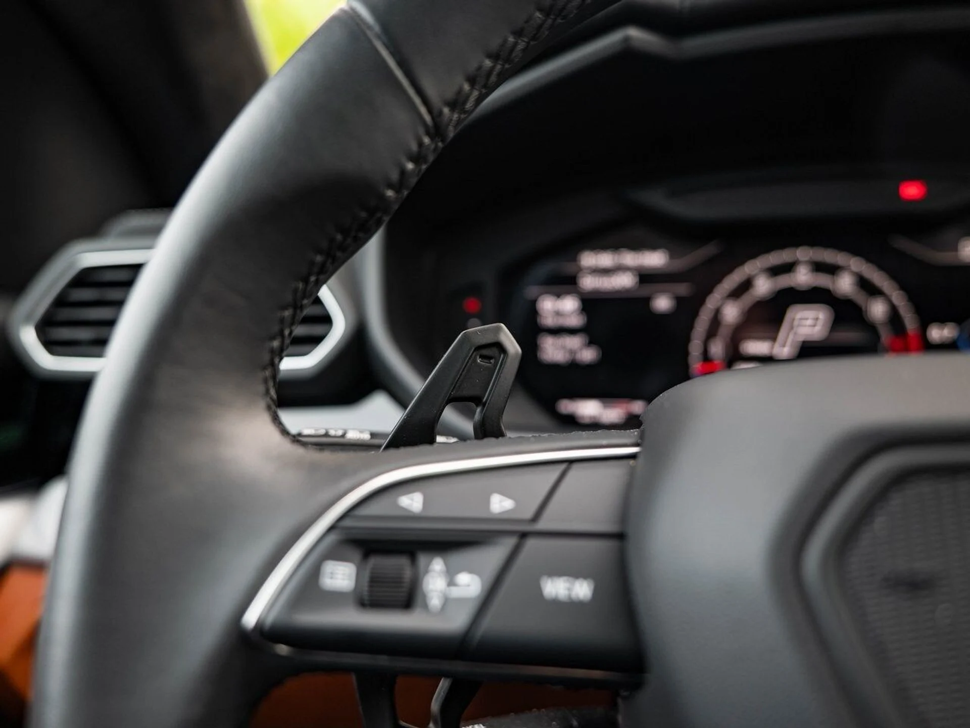 mph010_1973921646_ba7dc7fc192e58e235fa1309ebcdb525x_9b938c8cd2