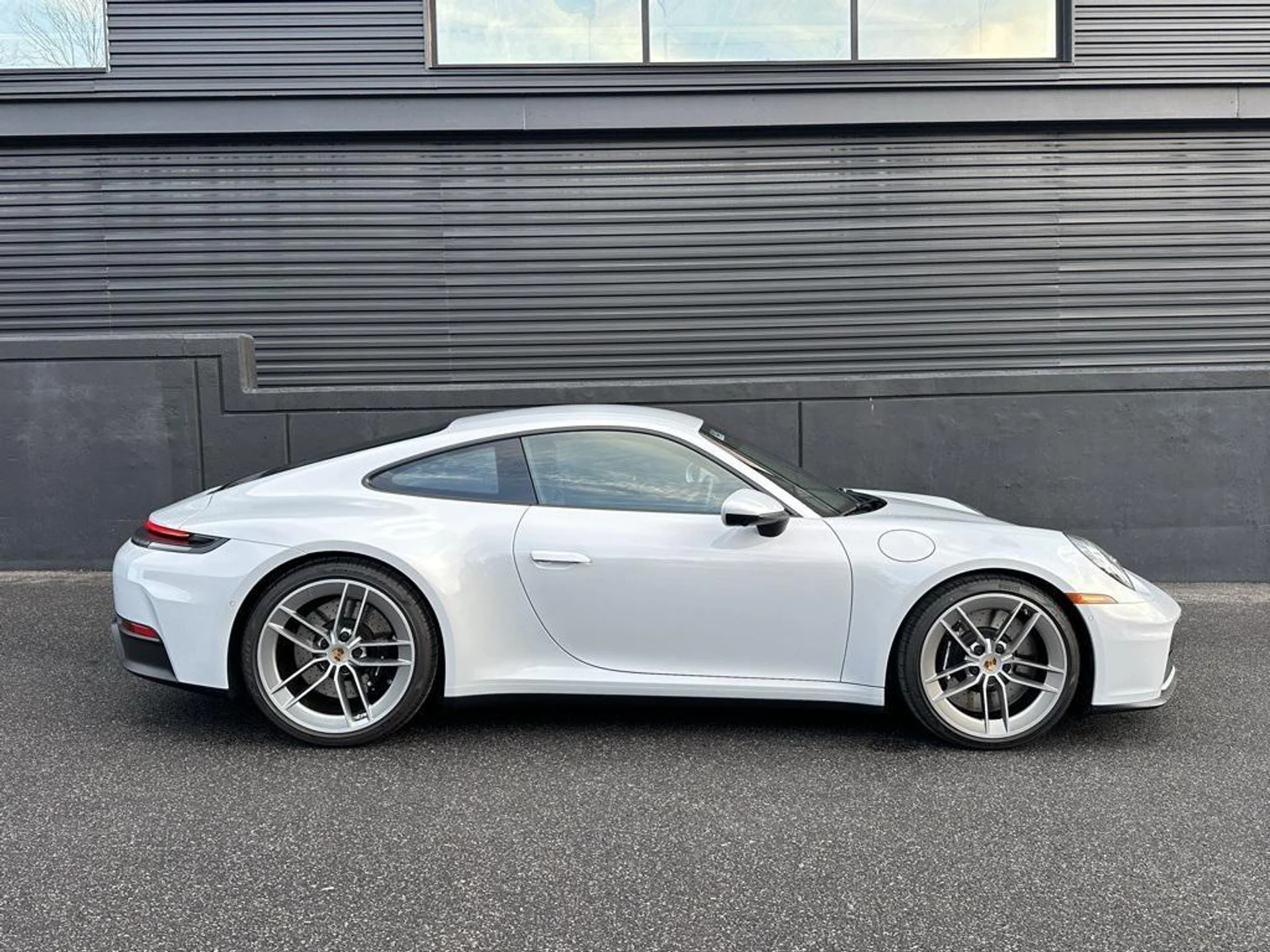 mph010_1975458304_m_Ug_N8au2_L_Mu_URY_Tsy_N_HTL_Amjs_U_735eb83b3d