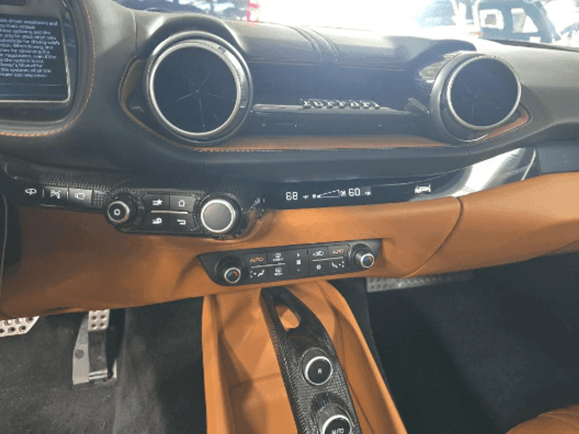 mph010_198042386_4239c03c00c946a1e93c8cbcd15fe9da_70095d5c7d