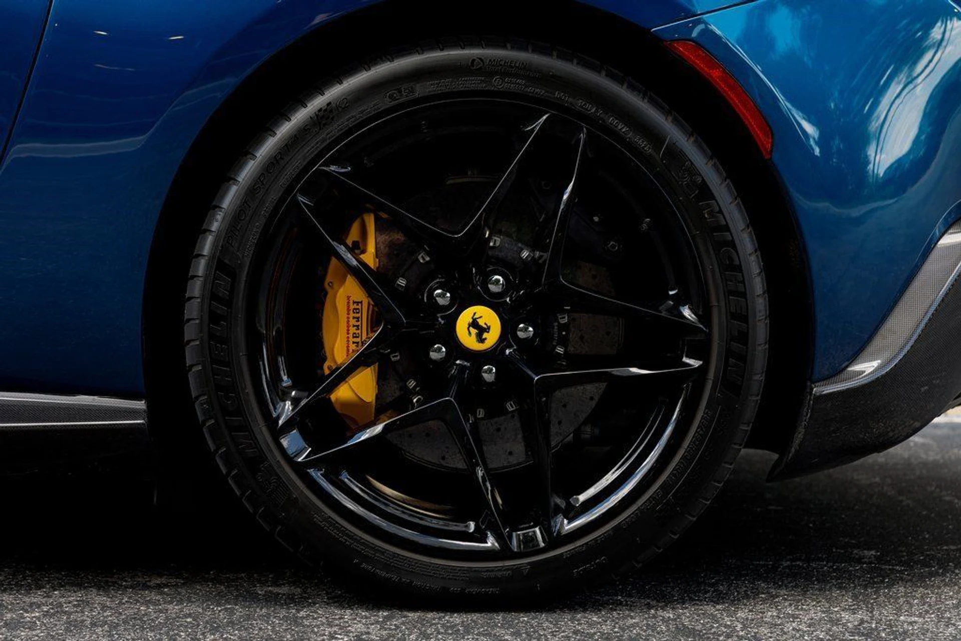 mph010_198185006_fe07e43e0e48752b0633a8ea85b1a92b_28de5df454