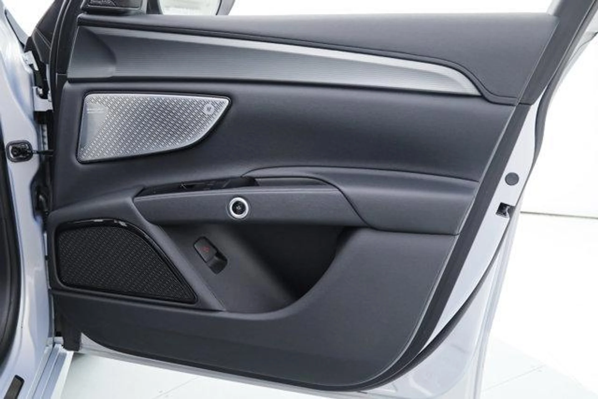 mph010_1990509505_EZURC_Hfn_H16_Ct_G9_J_Qp_Bn3u_Rzoxo_7eaa7cd43e