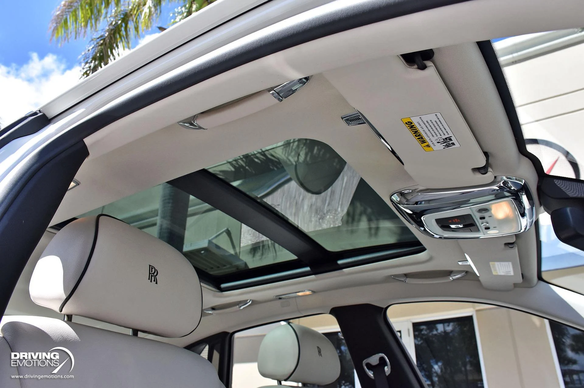 mph010_1992143695_872_p11_l_20d0a1fcdf