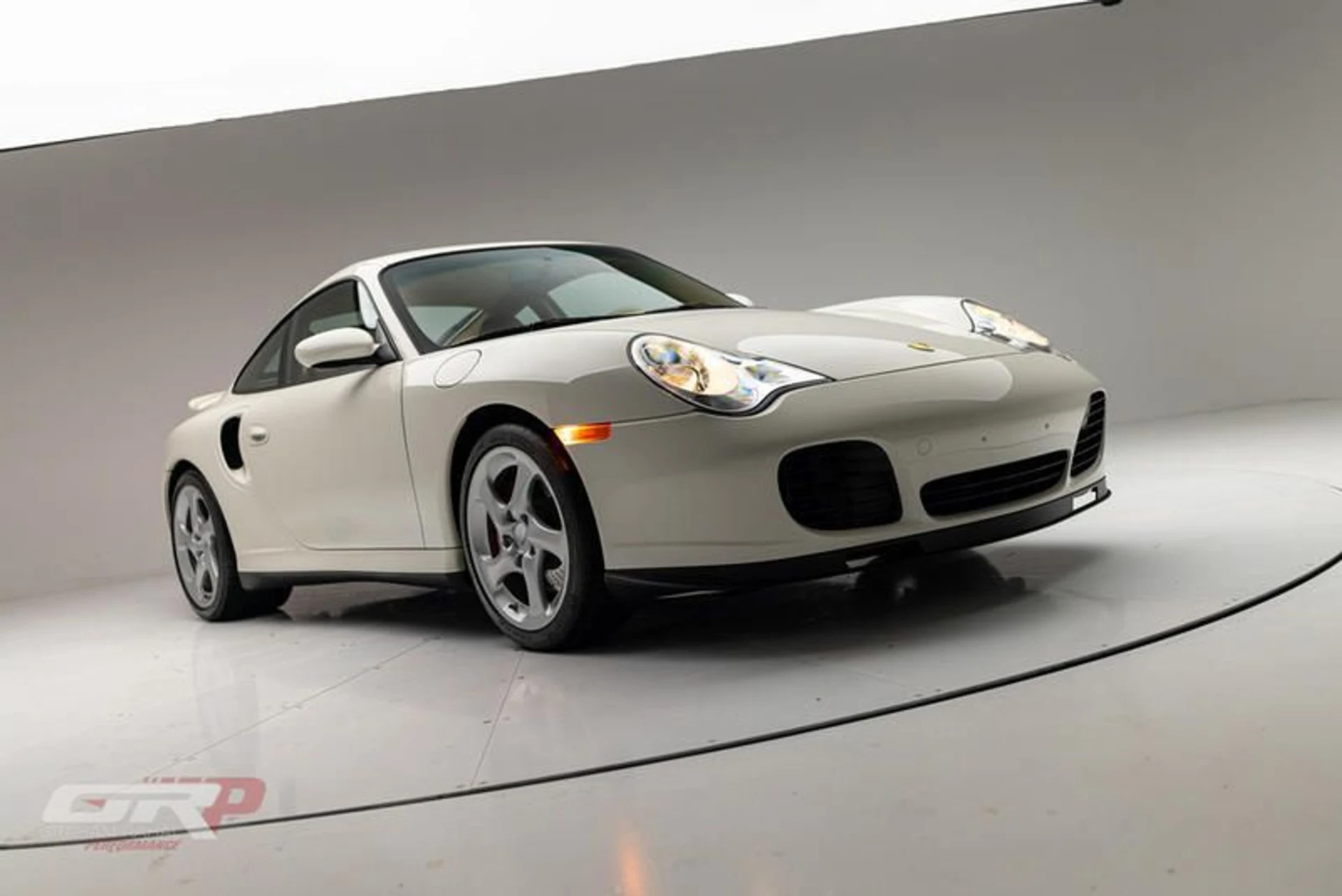 mph010_1993523021_4_C09_FFFC_AC_98_4_E30_9395_4_AAA_56_D6_D035_8622bbe80a