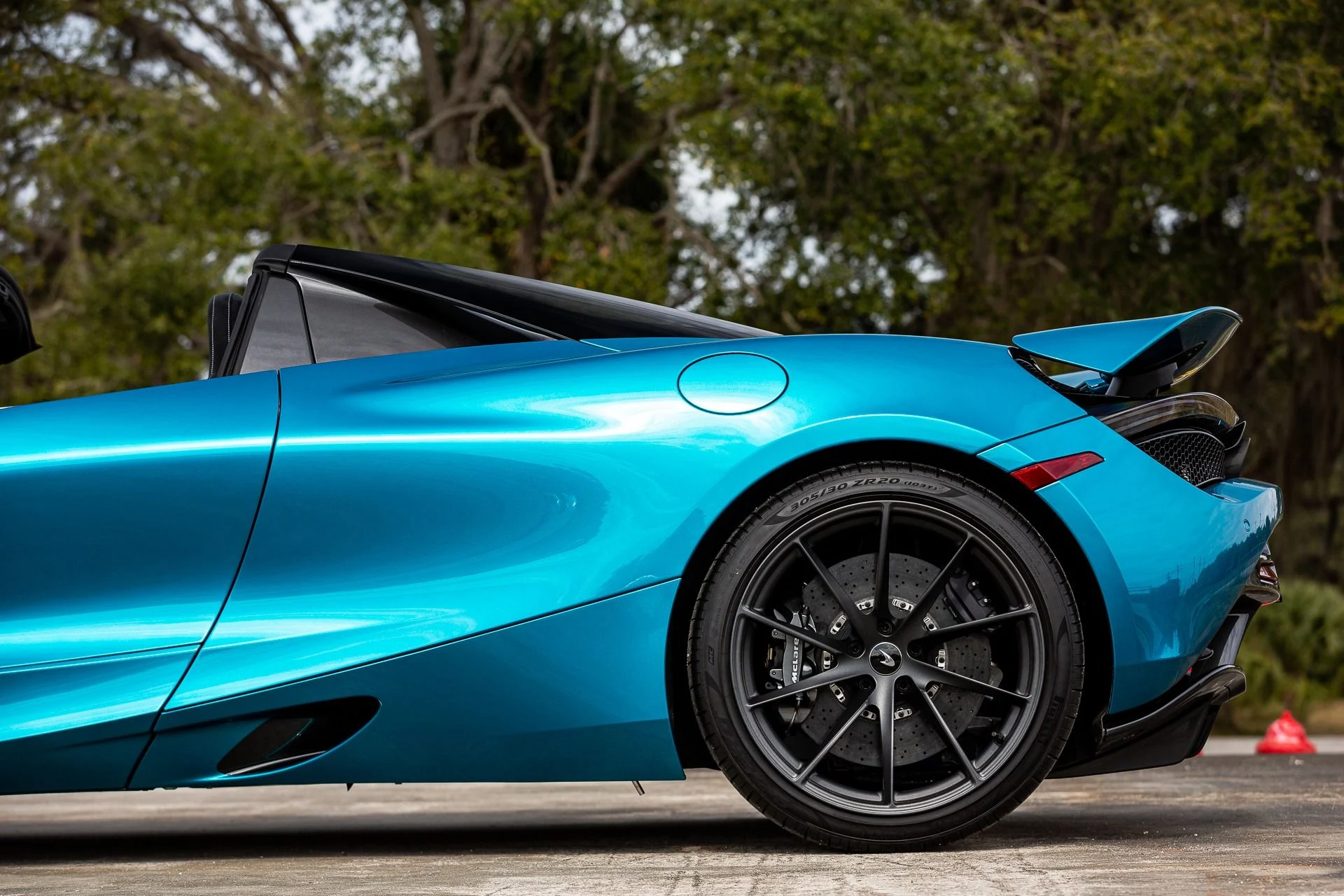 mph010_1997163446_24_p11_l_c0dd1d6dca