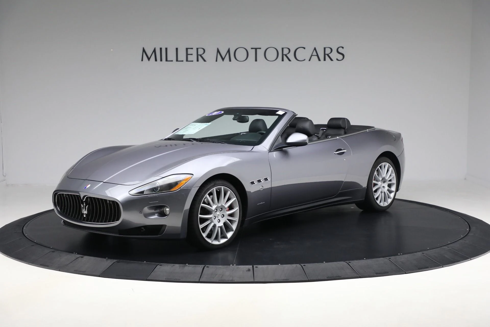 mph010_2011903572_Used_2010_Maserati_Gran_Turismo_a3a6340a97