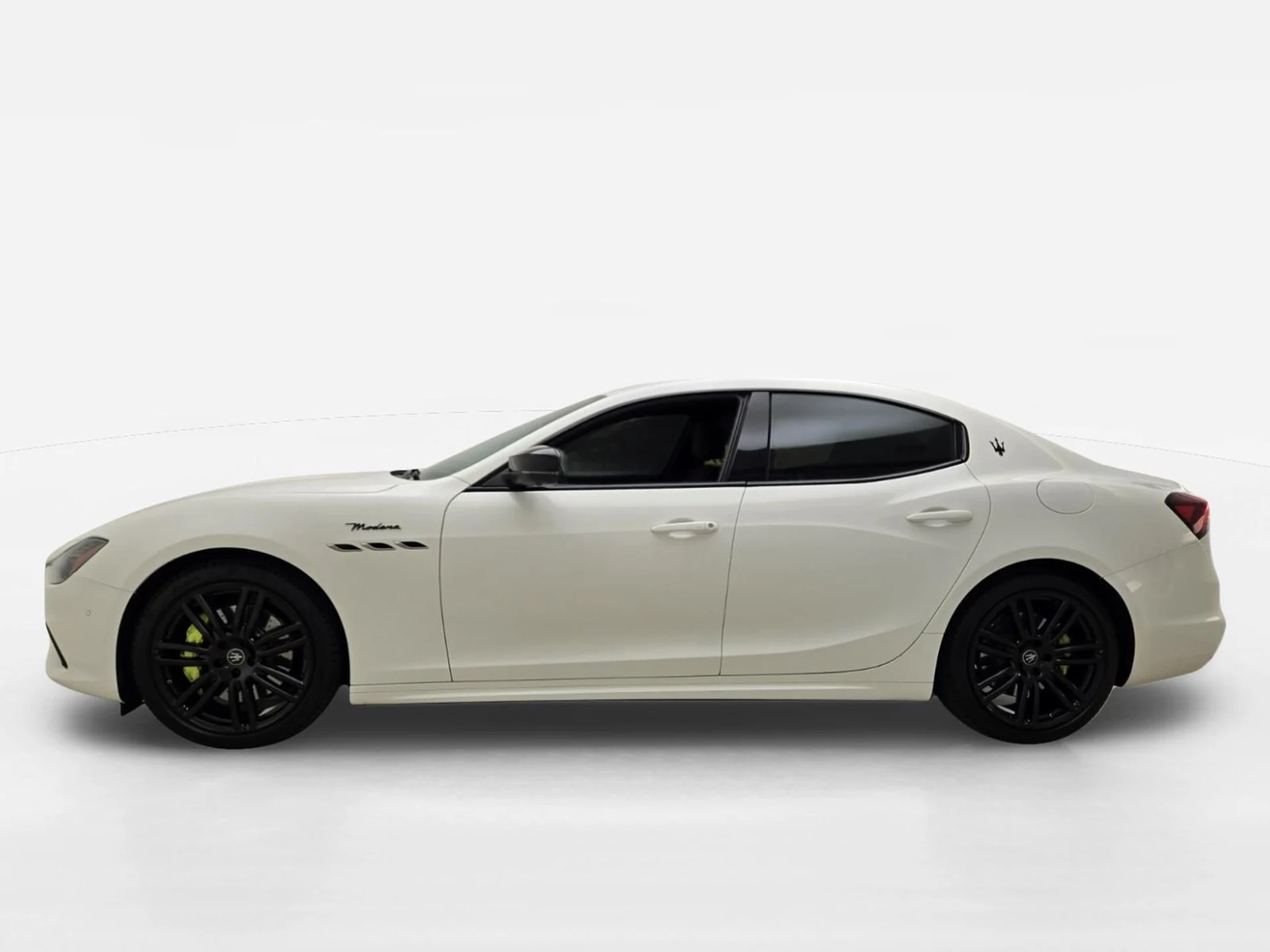 mph010_2011961932_Used_2023_Maserati_Ghibli_Modena_1790660296_cf3238791d