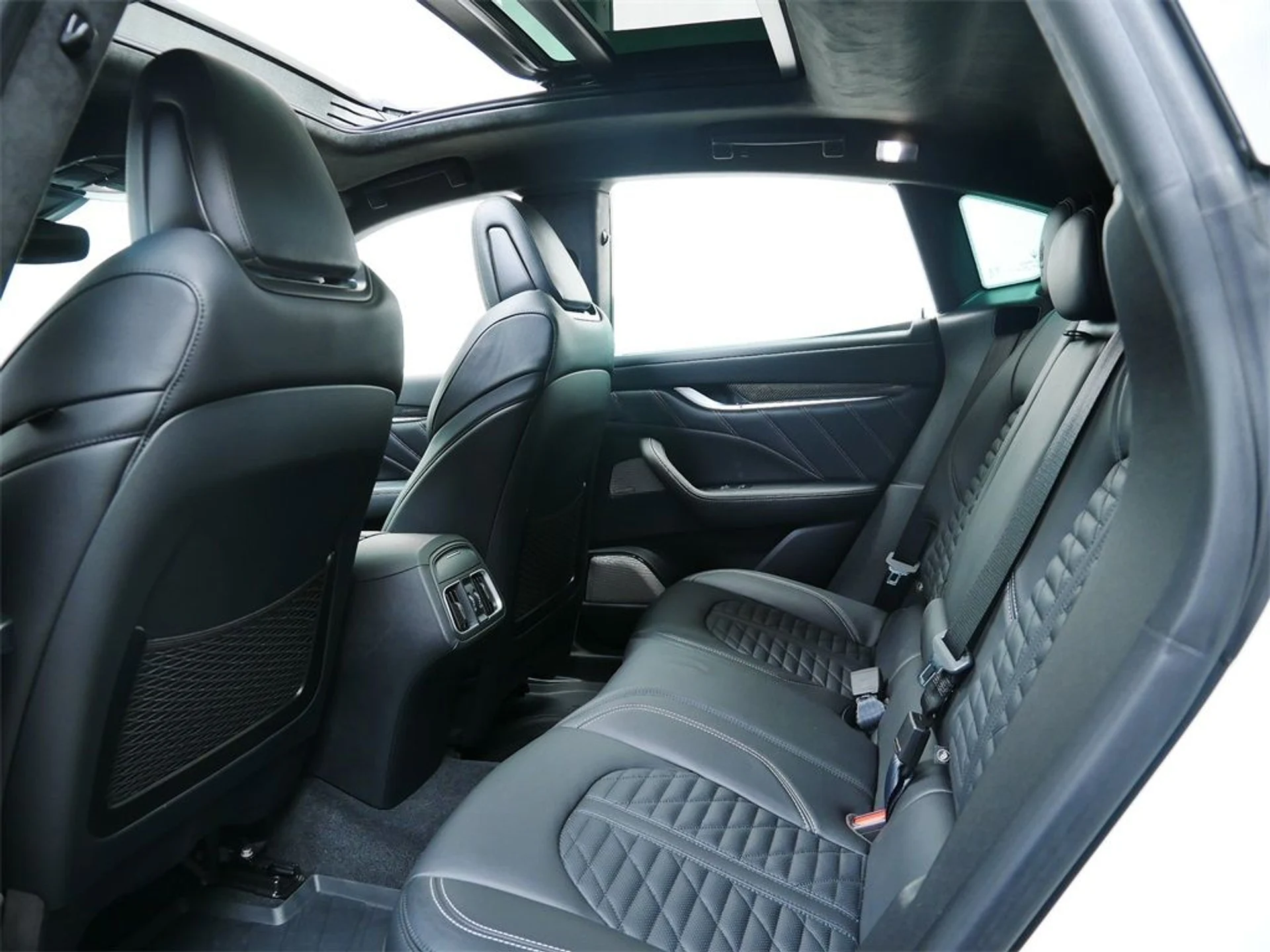 mph010_2012702991_835664f8e85f14ac303d0e94e1fe3950_f08cd4de1c