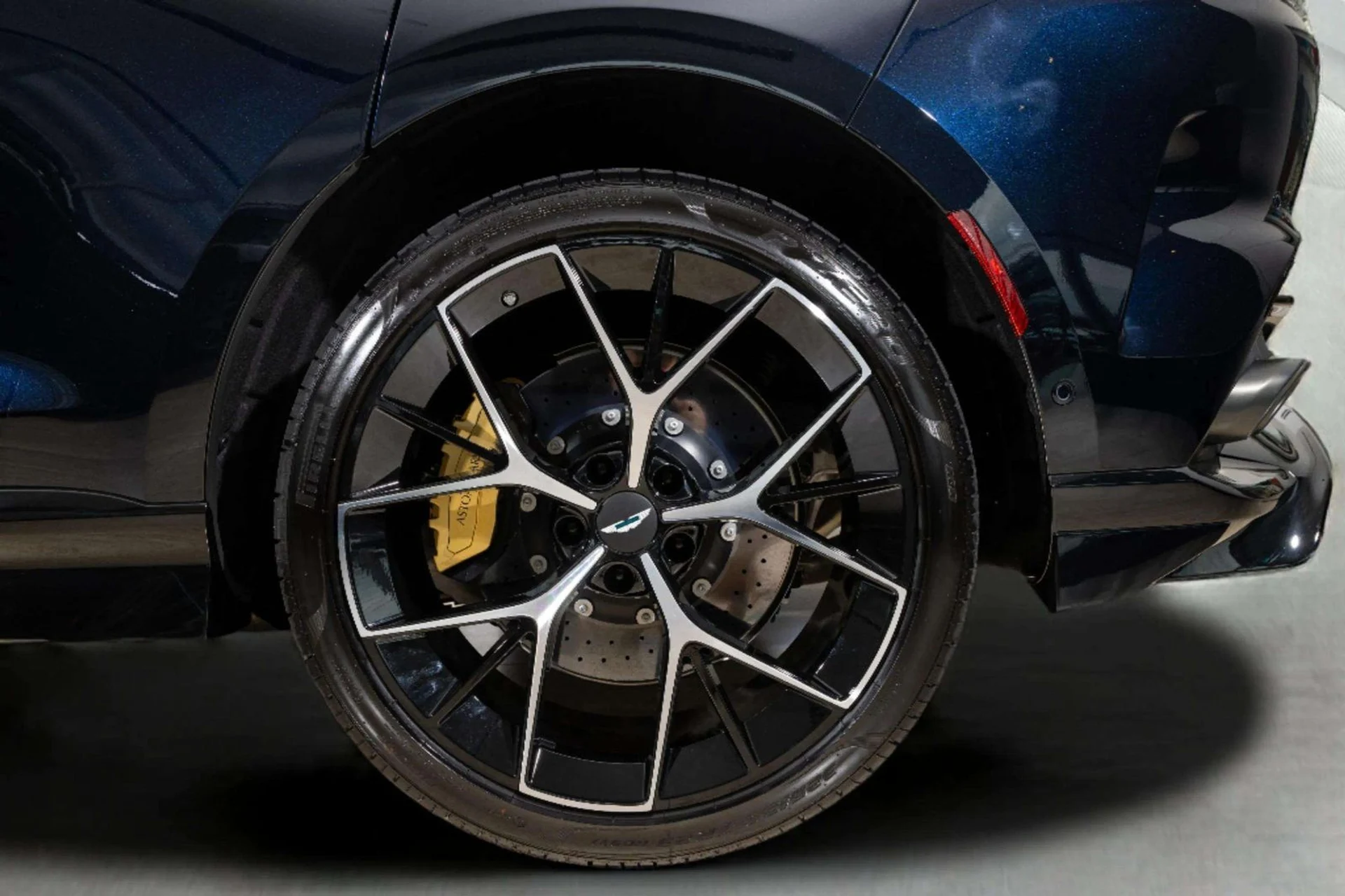 mph010_2014766764_960ea3d2_d3a7_4139_bf07_535d70818ccf_32616a3b31