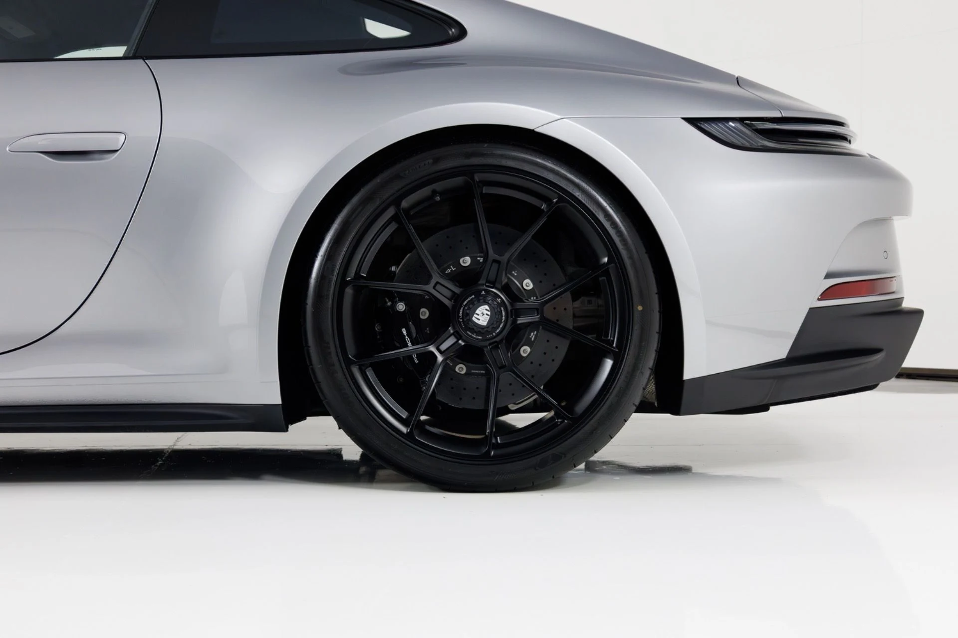 mph010_2020588805_Used_2022_Porsche_911_GT_3_Touring_1790711490_a2c2a0782a