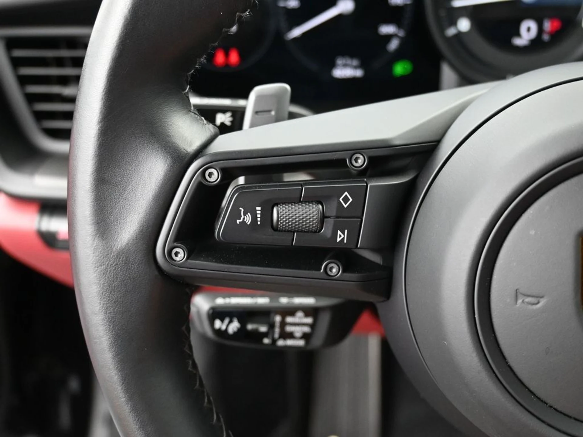 mph010_2036548058_fca13a2c6c13de4d1d92705fe6177595_d325283718