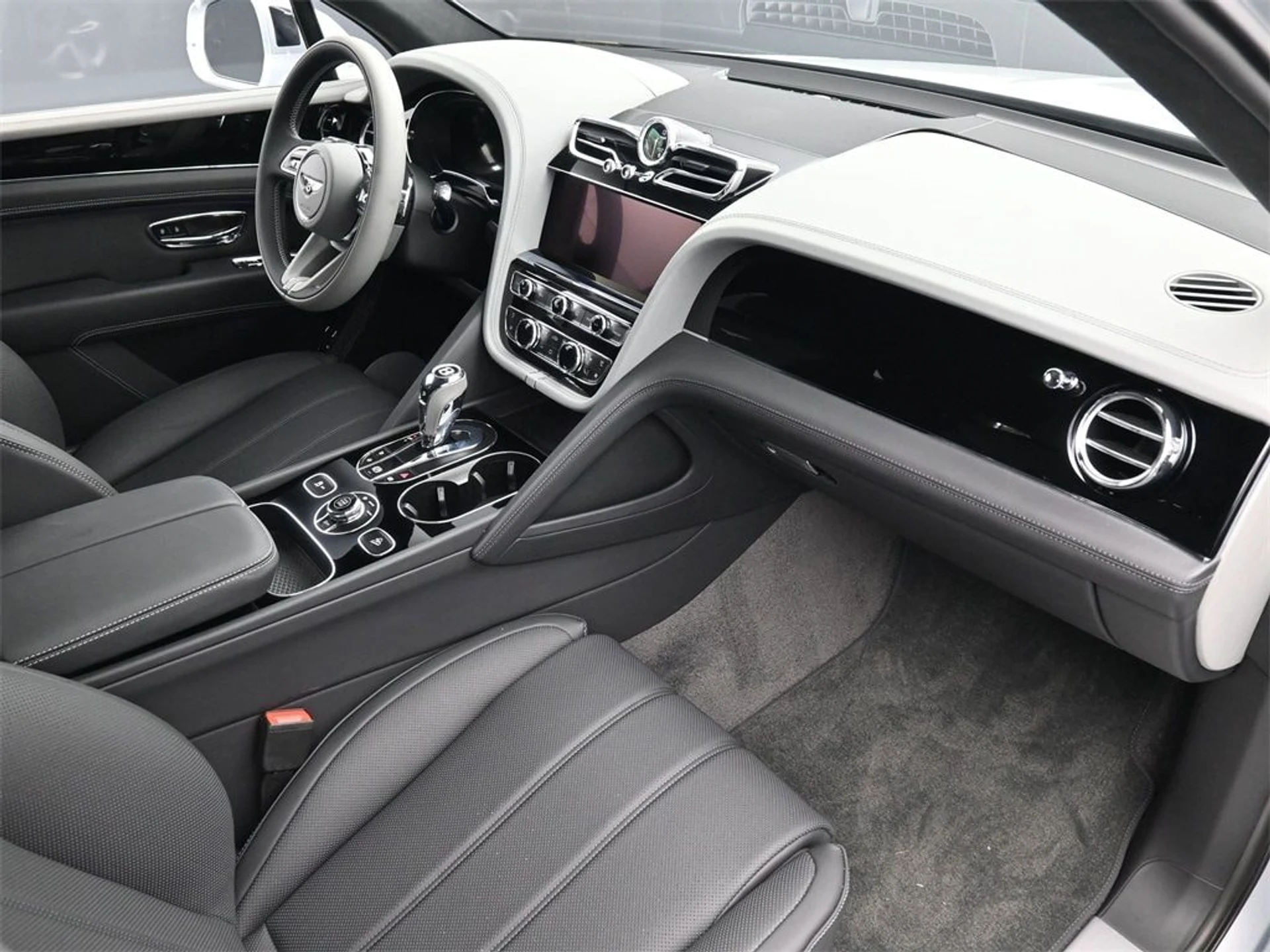 mph010_205865478_d0c391496a1841ad7c4a8490461b1440x_2b13b5798a