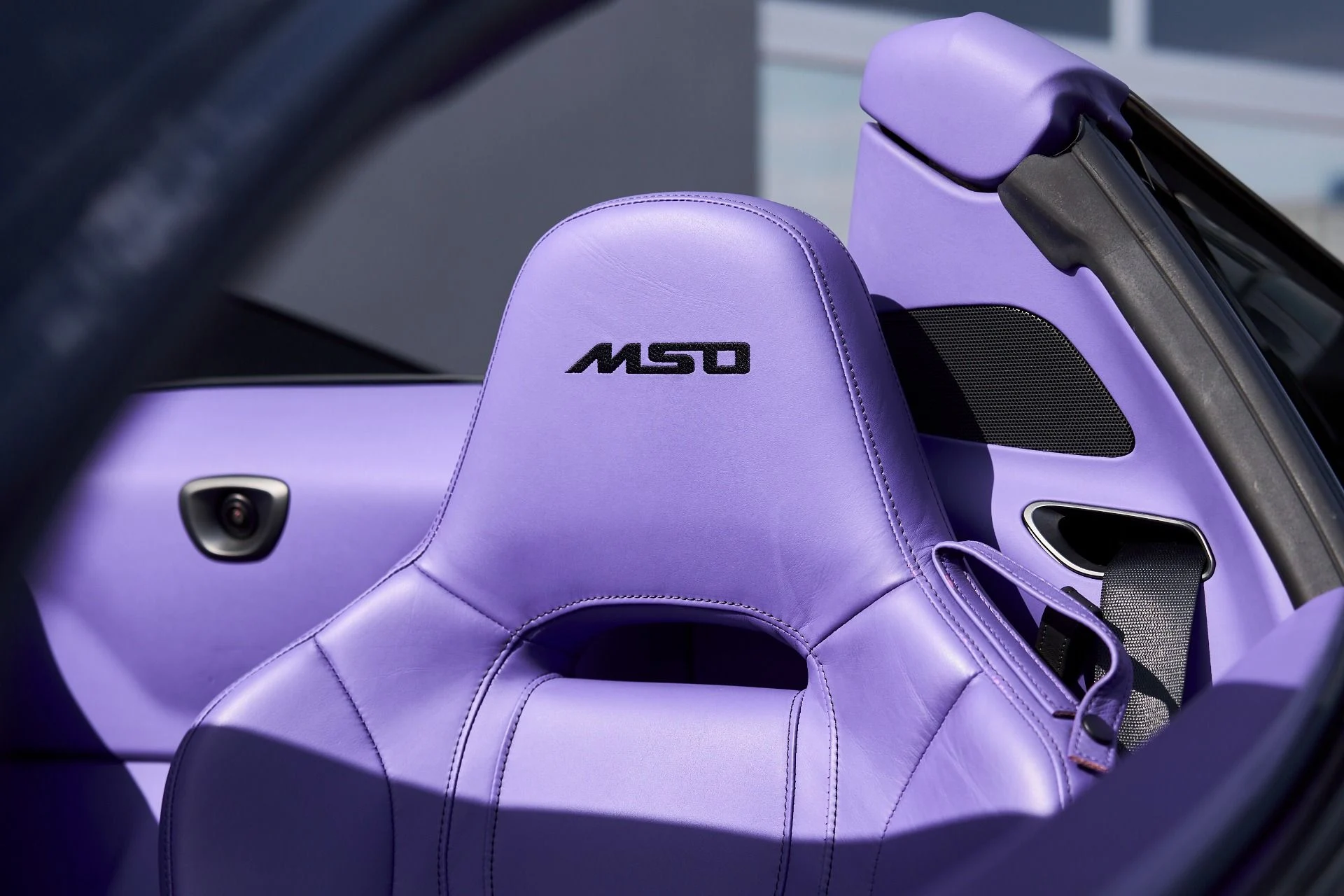 mph010_2060134872_Used_2022_Mc_Laren_765_LT_Base_1753480618_c867f4b960