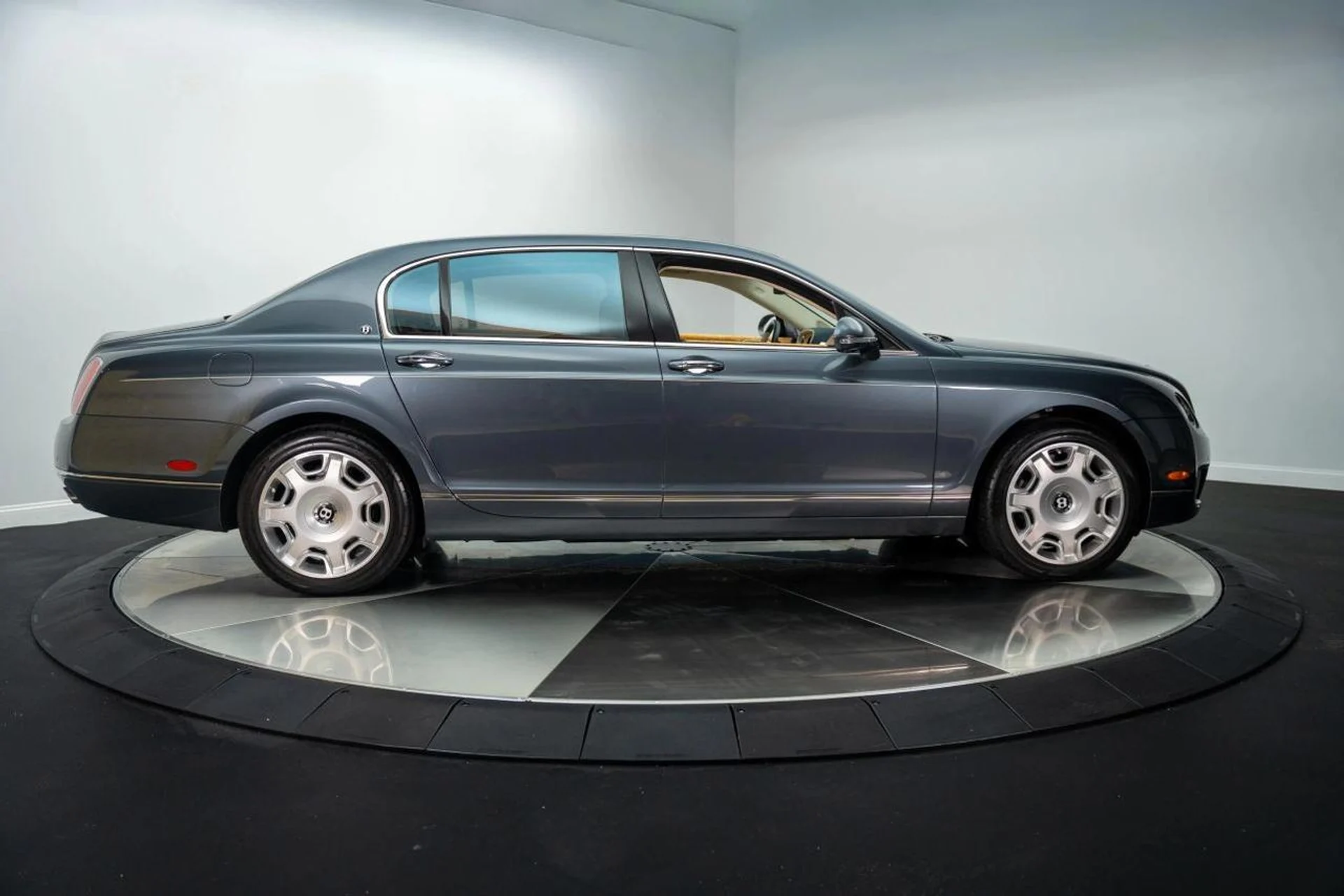 mph010_2061572896_18294454b7b407b0727c23c4471f8e5e_4c3eaf40c8