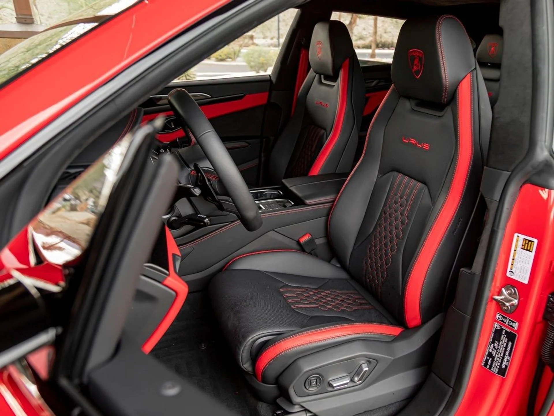 mph010_2061896673_11_066f9e3286