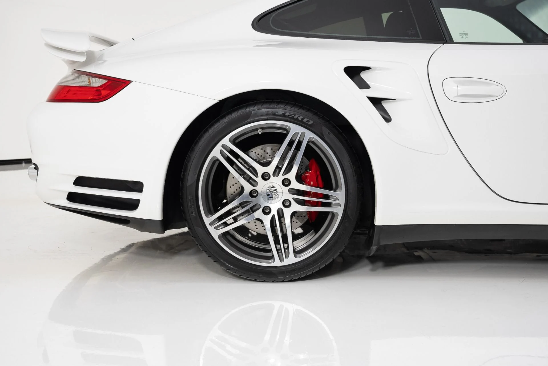 mph010_2063483285_Used_2008_Porsche_911_Turbo_1756141926_2056401f84