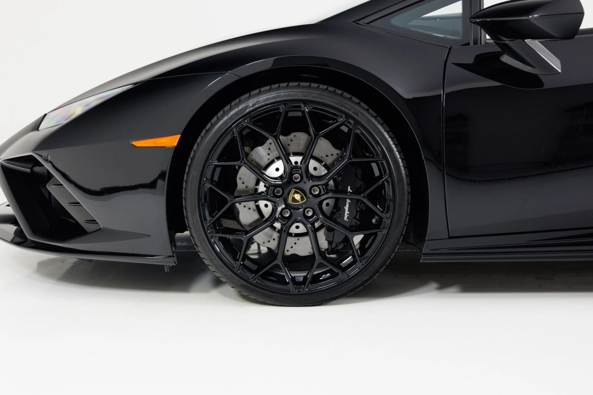 mph010_2075167669_Used_2021_Lamborghini_Huracan_EVO_1784066637_0d451ffba9