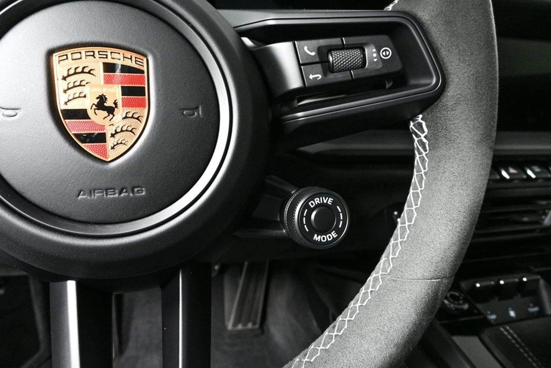 mph010_2075624609_c924f8bf476f433225d4f1cbfc8fc27a_eba918397b