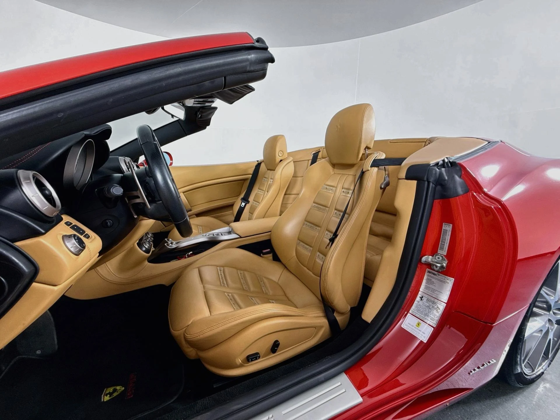 mph010_207796718_Used_2010_Ferrari_California_1790360467_dc544a11c2