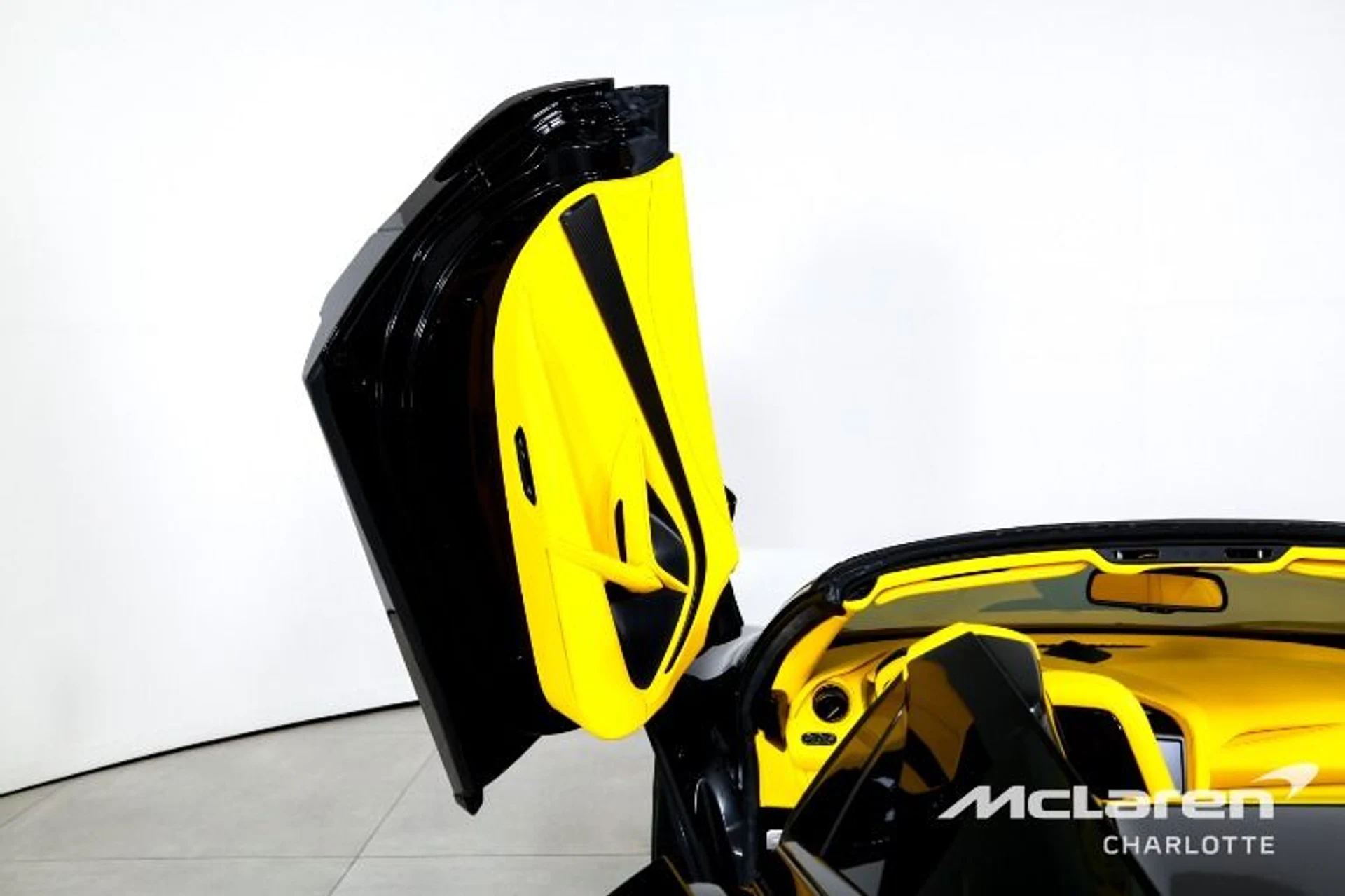 mph010_2081074900_Used_2022_Mc_Laren_720_S_Spider_Performance_443ef9afc4