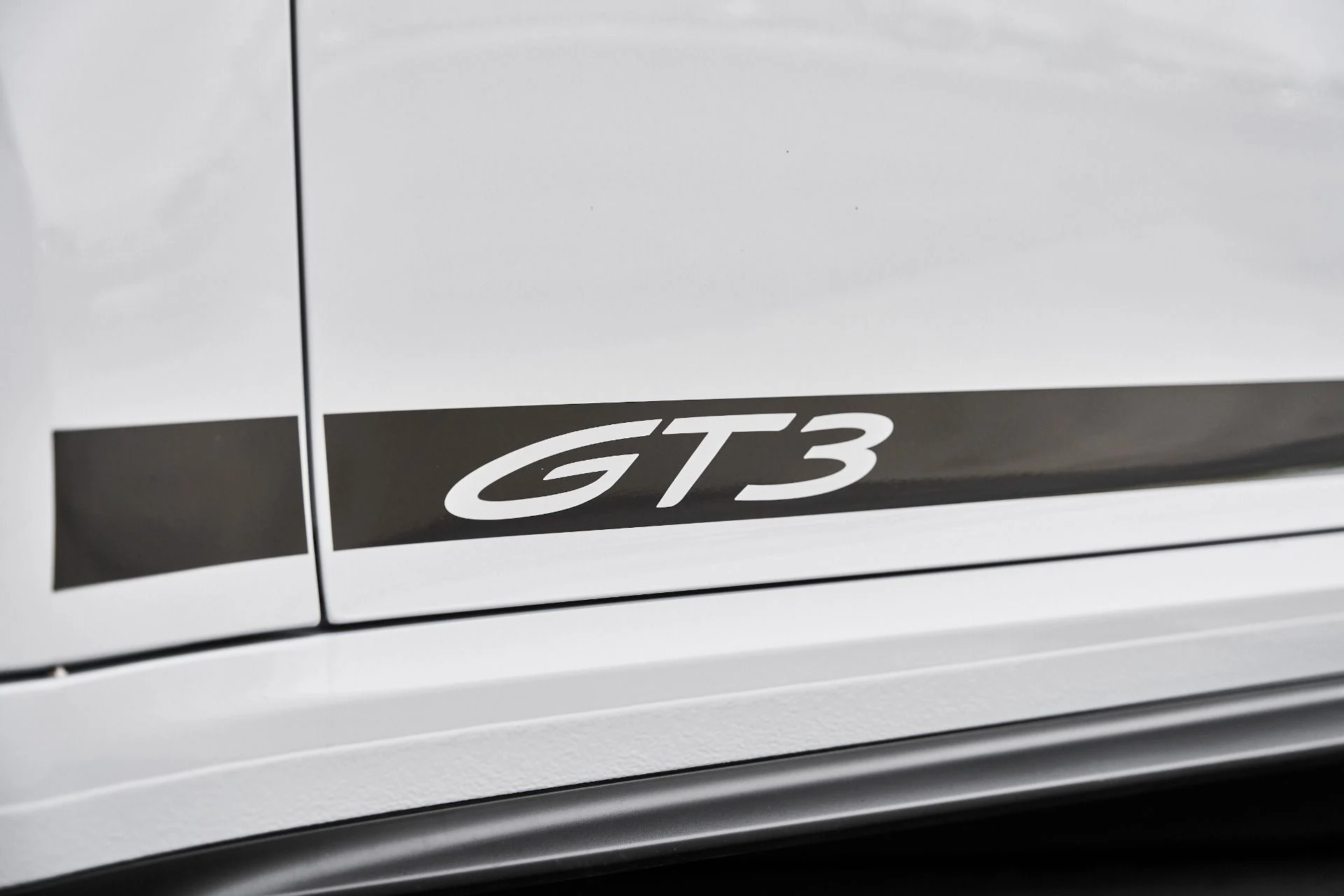 mph010_2081500604_Used_2026_Porsche_911_GT_3_1774922999_1cb10583f1