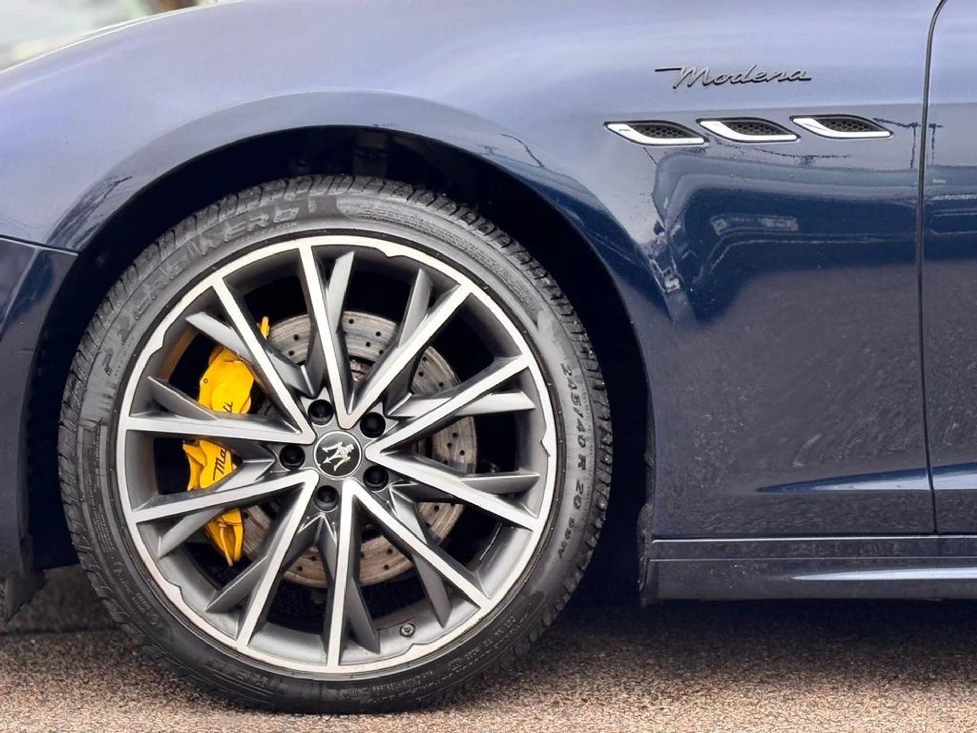 mph010_2090125691_a5258085345c51040d2f9919f6ca5ec3x_6587fcd36f