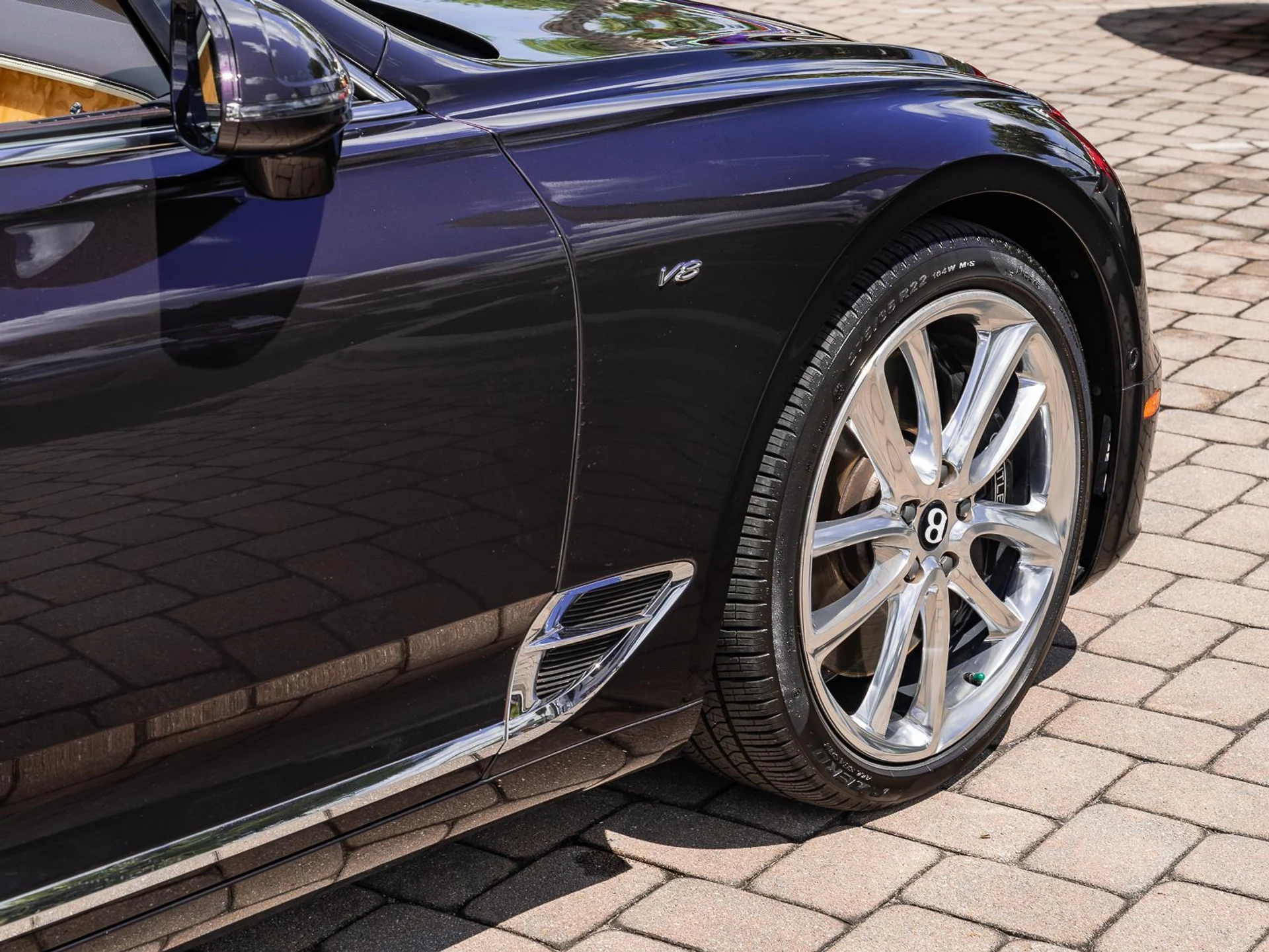 mph010_2097745566_Used_2022_Bentley_Continental_GT_Mulliner_1774645969_2f4221ab27