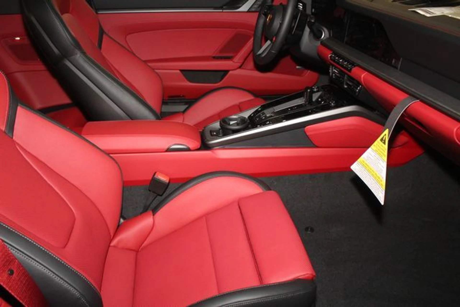 mph010_20978702_0b366efaf380f170553e755900dfa1cex_f6e1f642d9