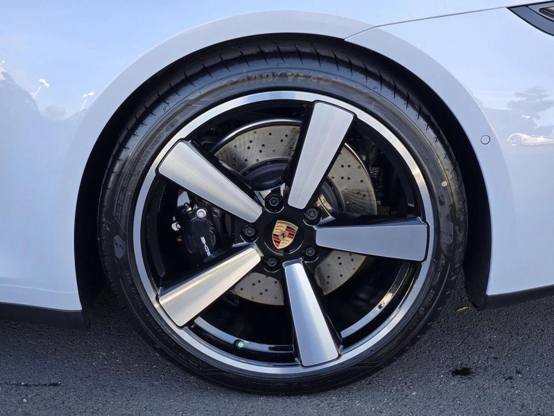 mph010_209894664_xw4j_I_Yl3_Poy_Sr6cwiyfoote_D7p_U_2781cef56f