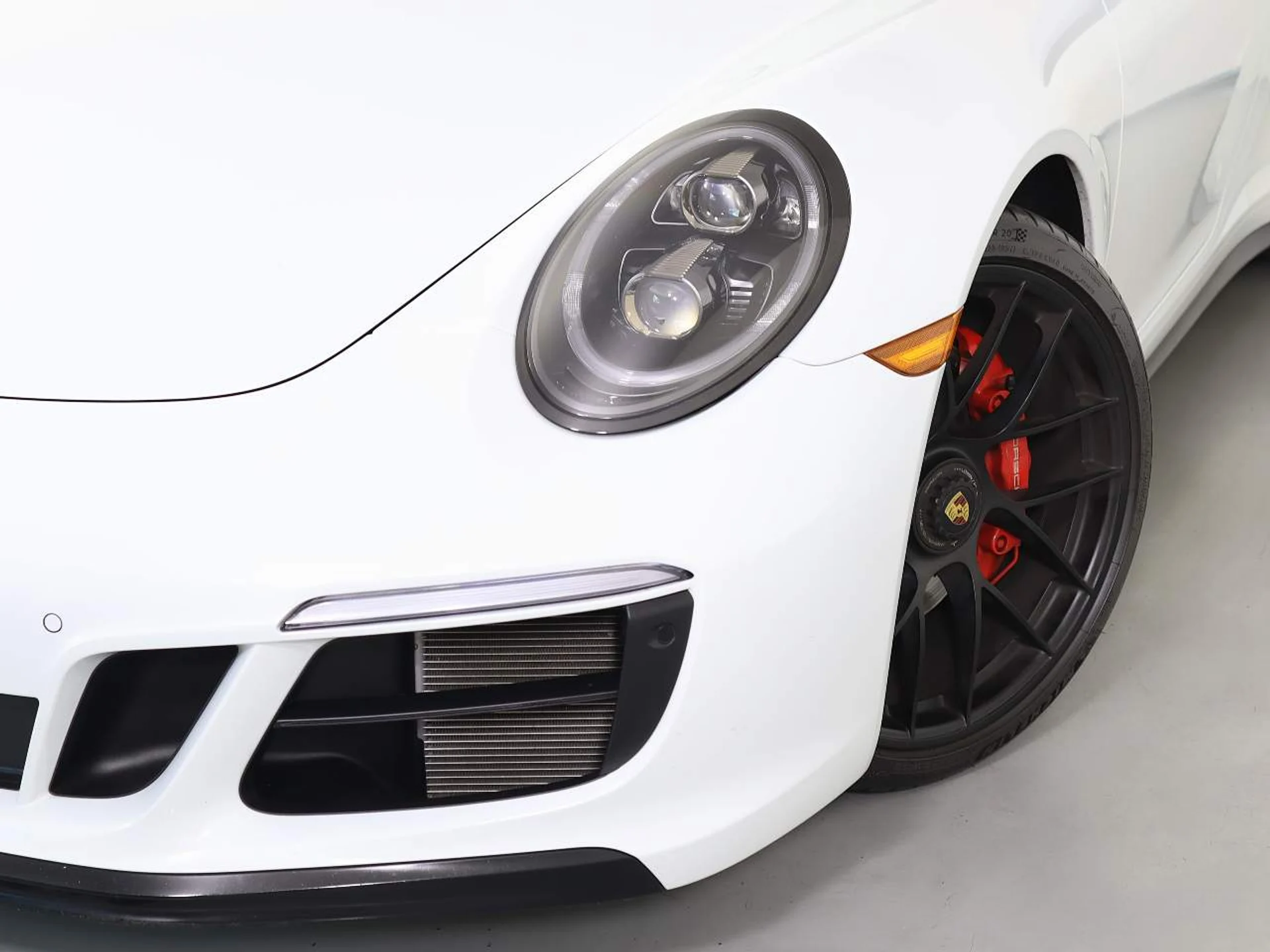 mph010_2104234938_aebb1cdd2eb683c6e7c52ddcc21c703f_32920839d5