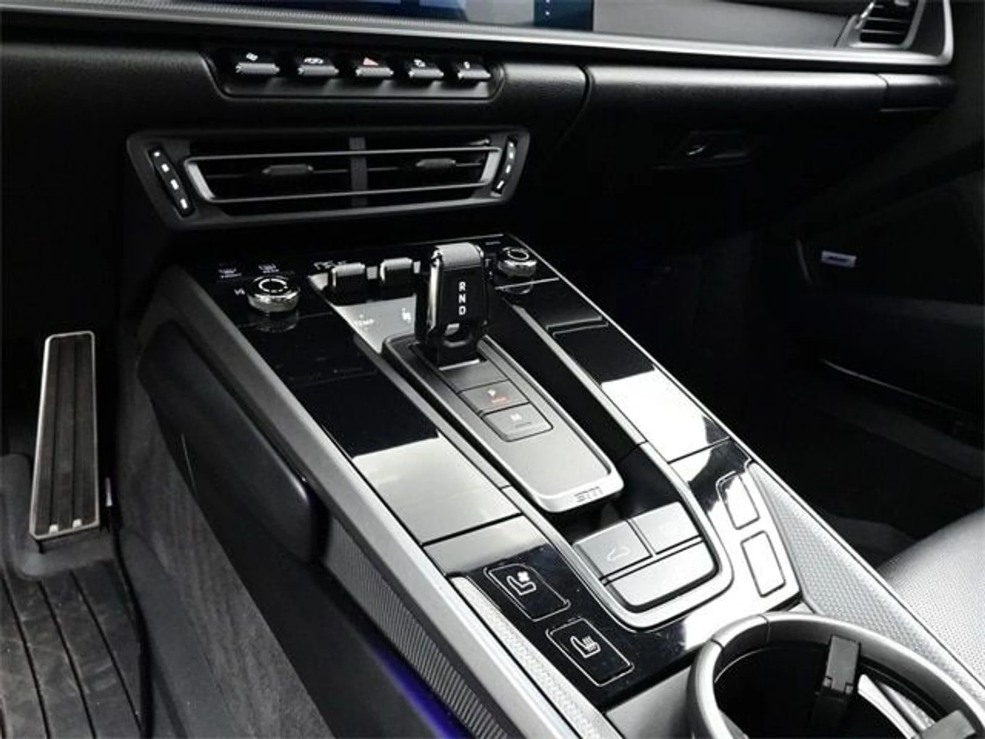 mph010_2106693661_04183f9286db5d7394d20d4c79ebdaa8x_c613dde366