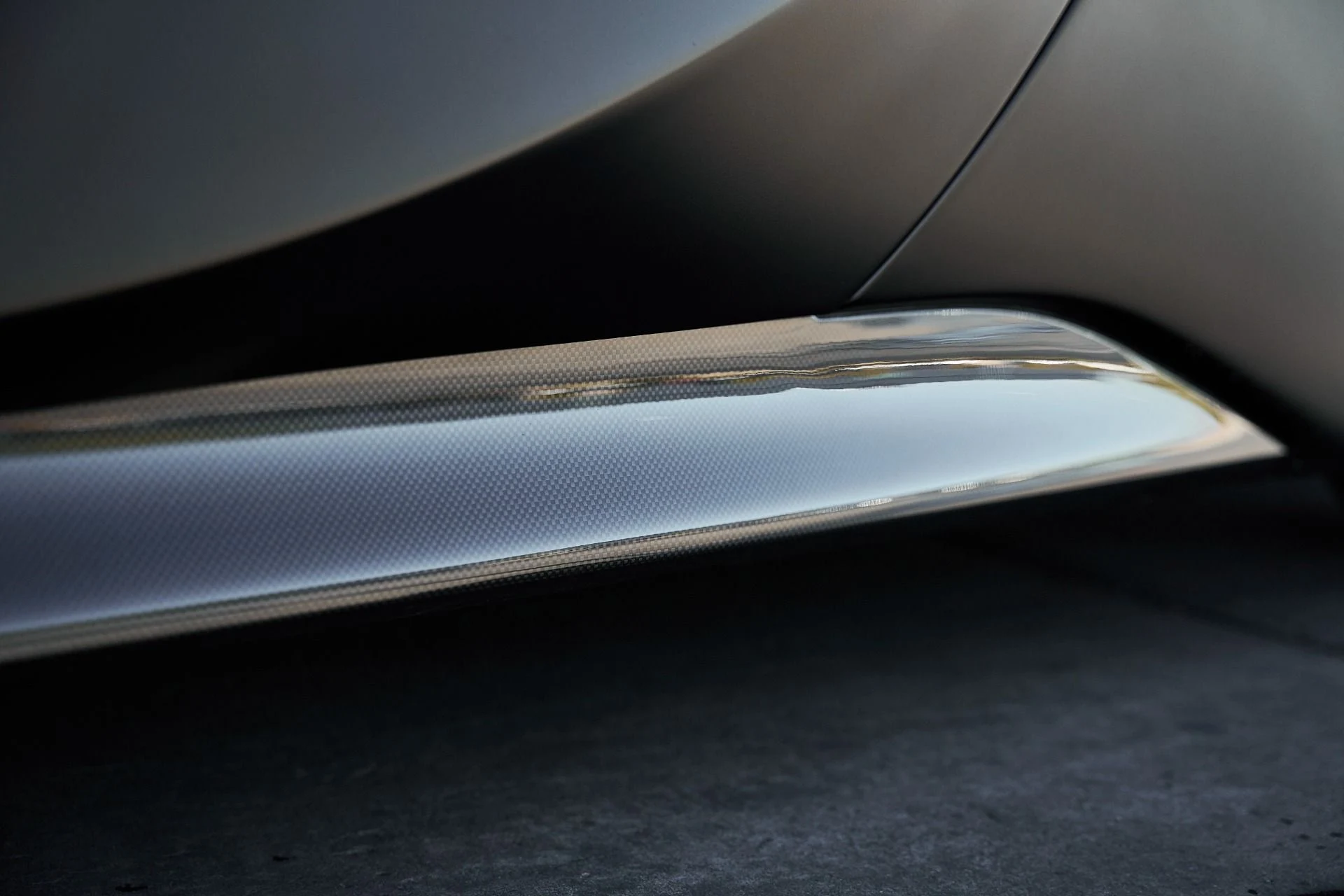 mph010_2108235073_Used_2023_Ferrari_SF_90_Stradale_Base_1772922913_3284344a53