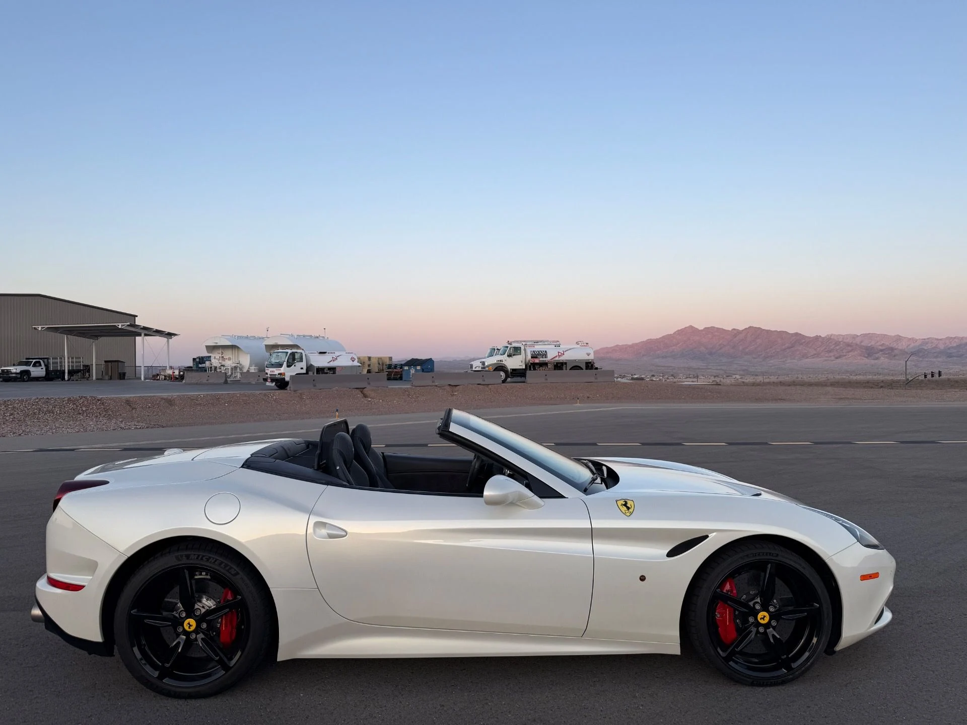 mph010_2109017821_Used_2015_Ferrari_California_T_1754670246_871c0ecee2