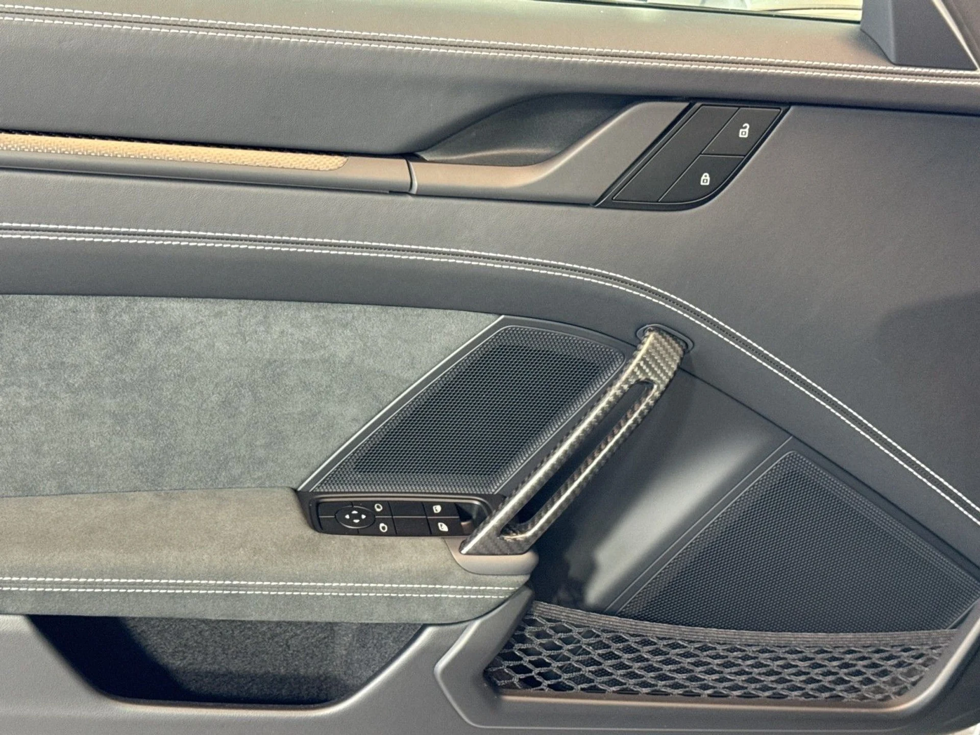 mph010_2109806595_576d29eb0be7e68147578c02ffdf1d98_9895b62430