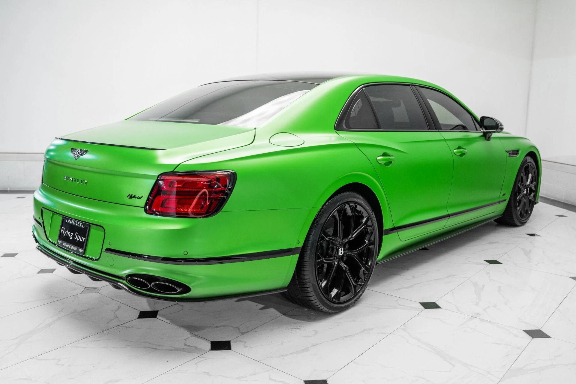 mph010_2111027893_Used_2024_Bentley_Flying_Spur_S_Hybrid_1749914202_7bd8af554a