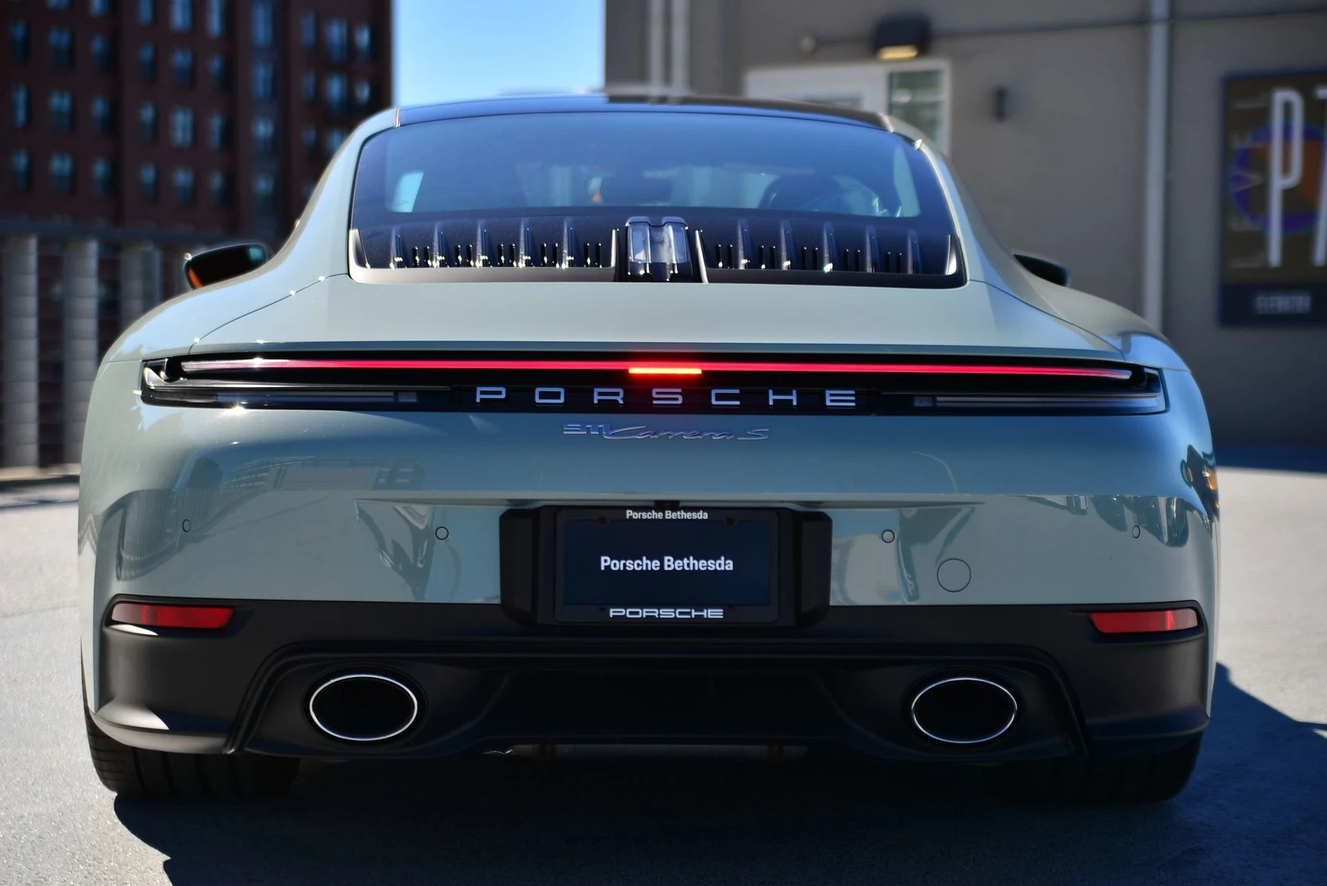 mph010_2117257069_5476a2b1d1b70a413f0ae4395826dcb8x_97feda10b5