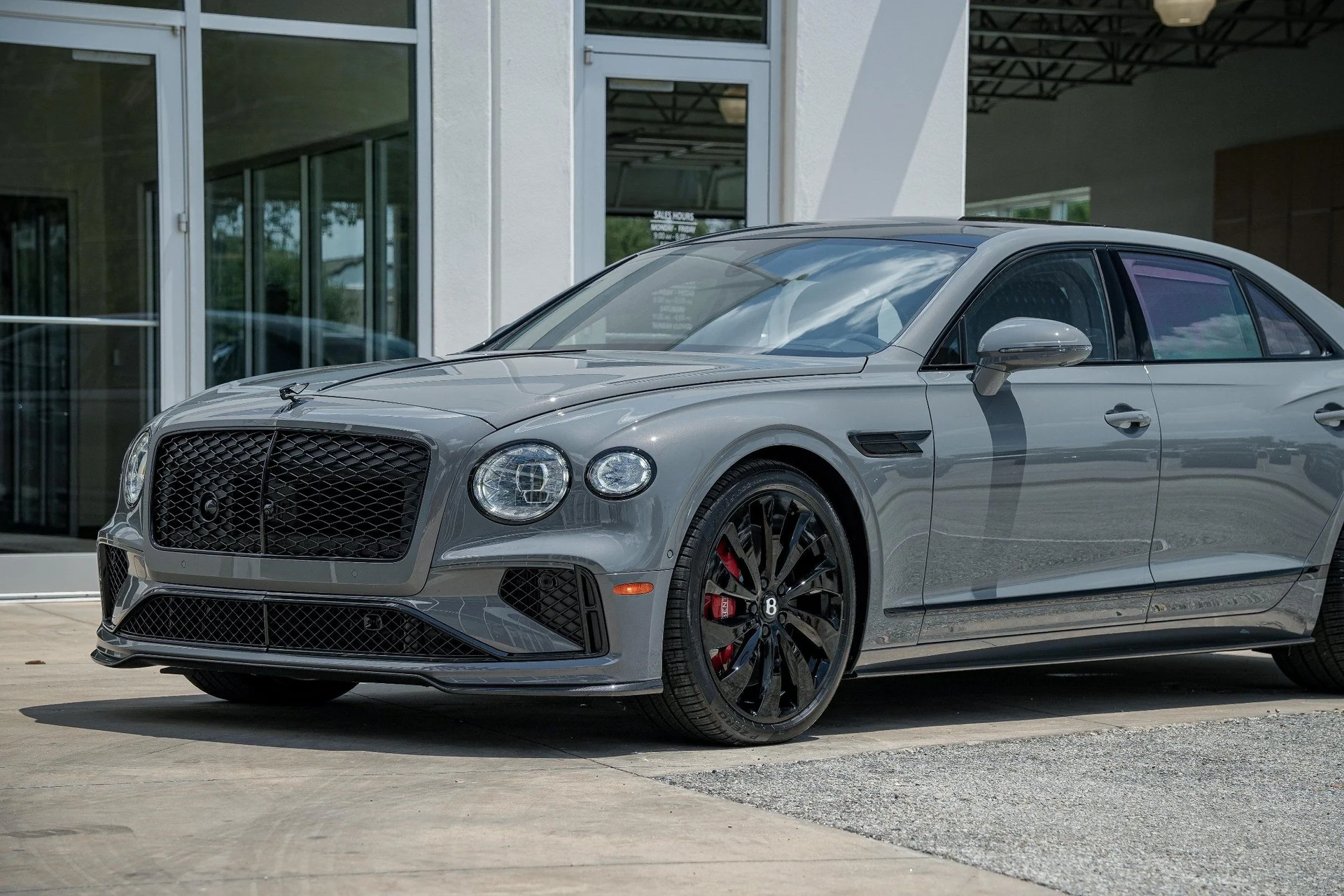 mph010_2117417906_Hi_Tech_Luxury_Imports_LLC_SCBBP_6_ZGXSC_023023_image_10_2be0cf1acd
