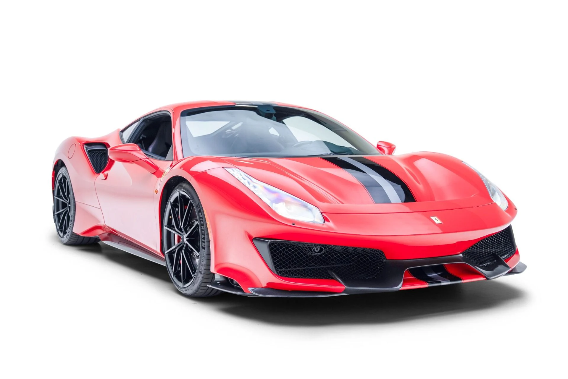 mph010_2121928944_Used_2020_Ferrari_488_Pista_1779389946_d3f4dece8d