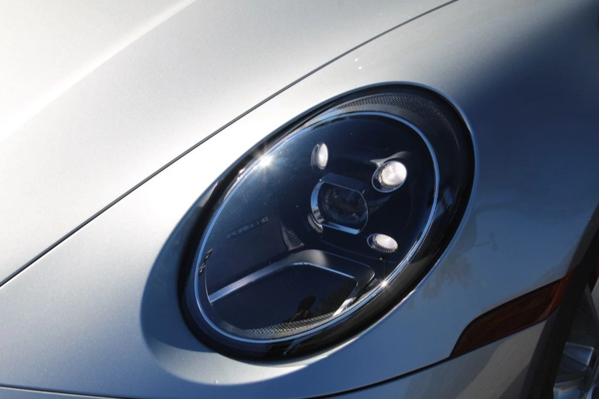 mph010_2125347821_56dc519f99a4b1f4cc8c60dae0bd3bb8_c4d9ead68a