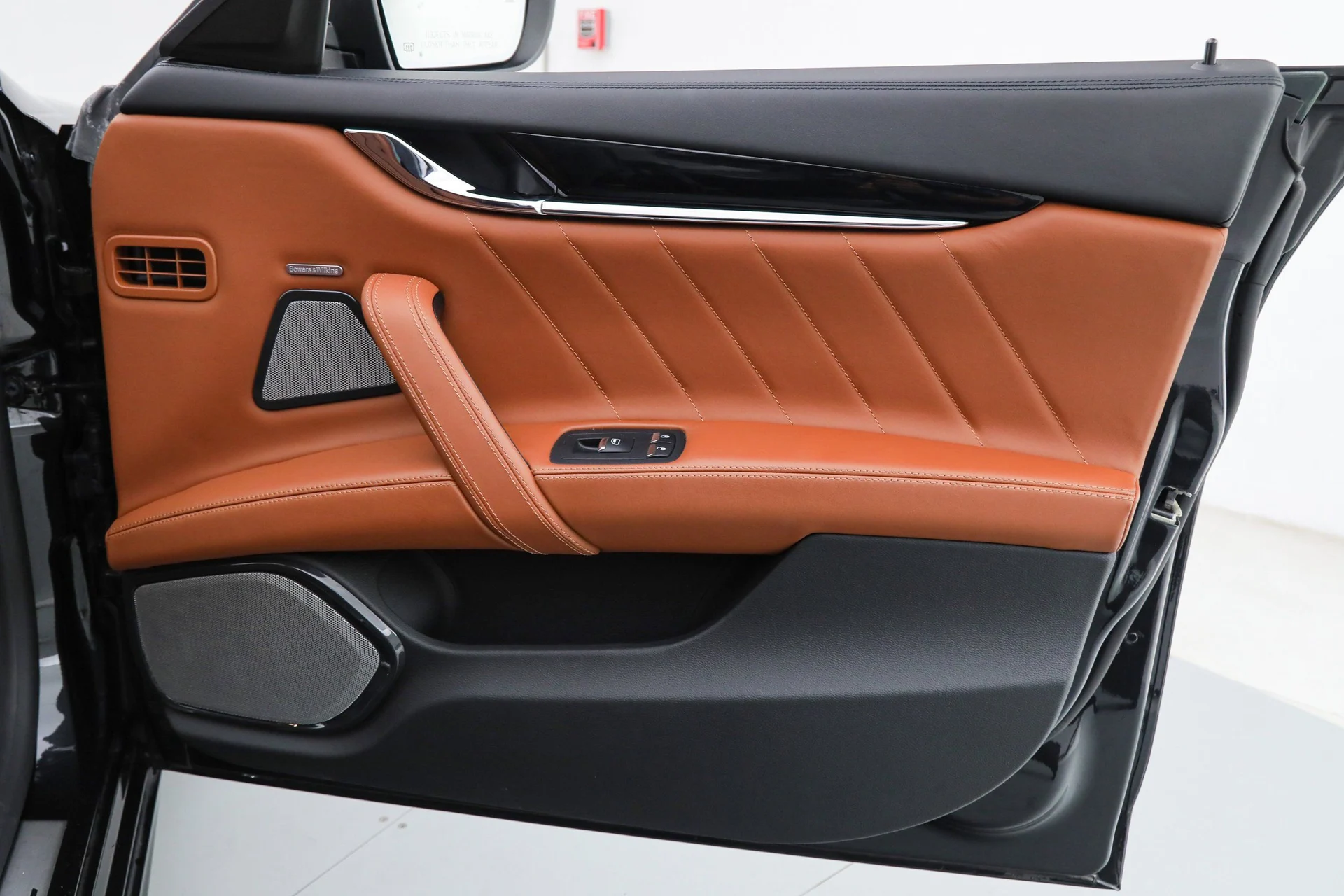 mph010_2126434147_610a8ac24a6073d48c60b50c0b0b4e82_09dd412e5d