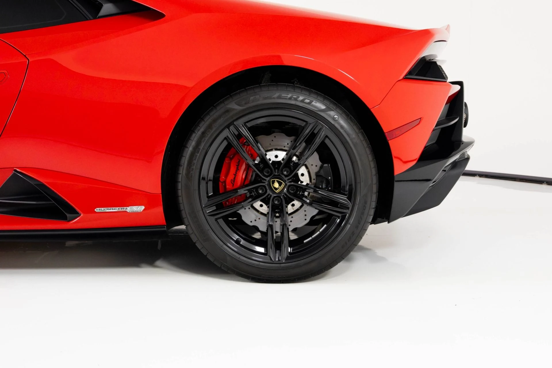 mph010_2132819338_Used_2021_Lamborghini_Huracan_EVO_1762806439_5f20ef5aec