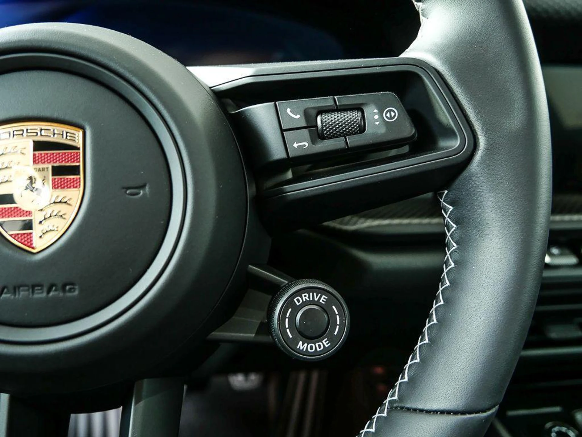 mph010_2137750848_Gx5w_Ukg_OJQRBC_Qh3_FE_2zrwqd_Kvk_31fa27b5e5