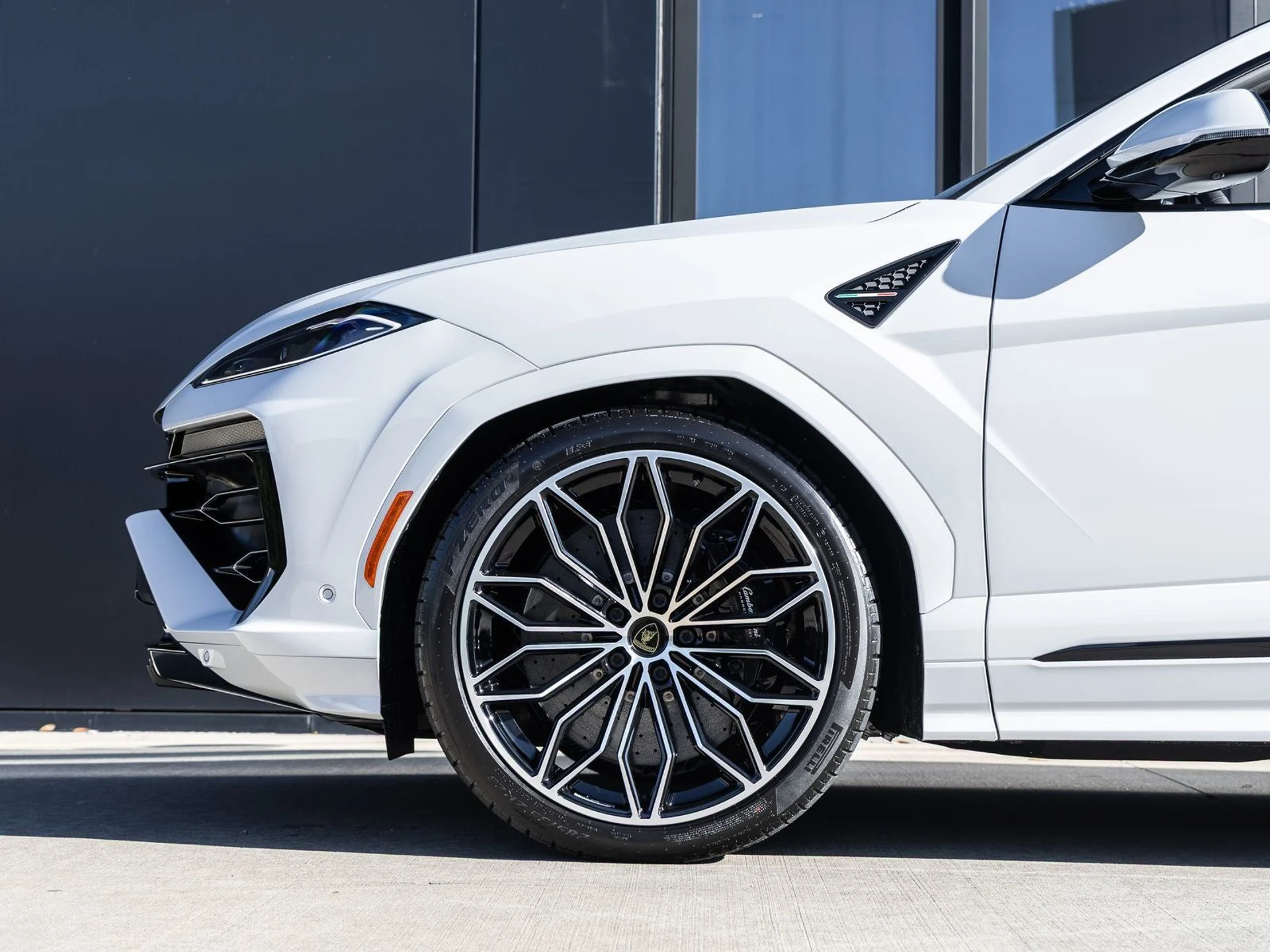 mph010_21385672_11_01d55213c6