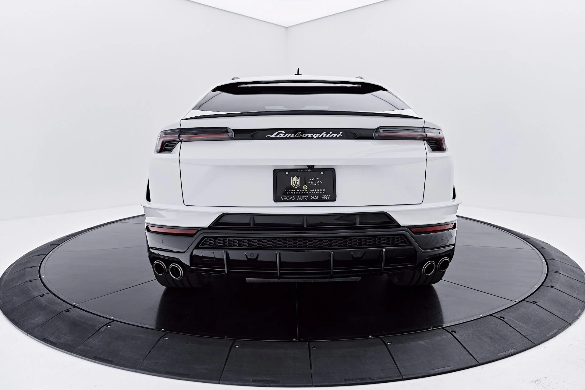 mph010_2138838344_Used_2023_Lamborghini_Urus_S_1784684429_71419c4b40