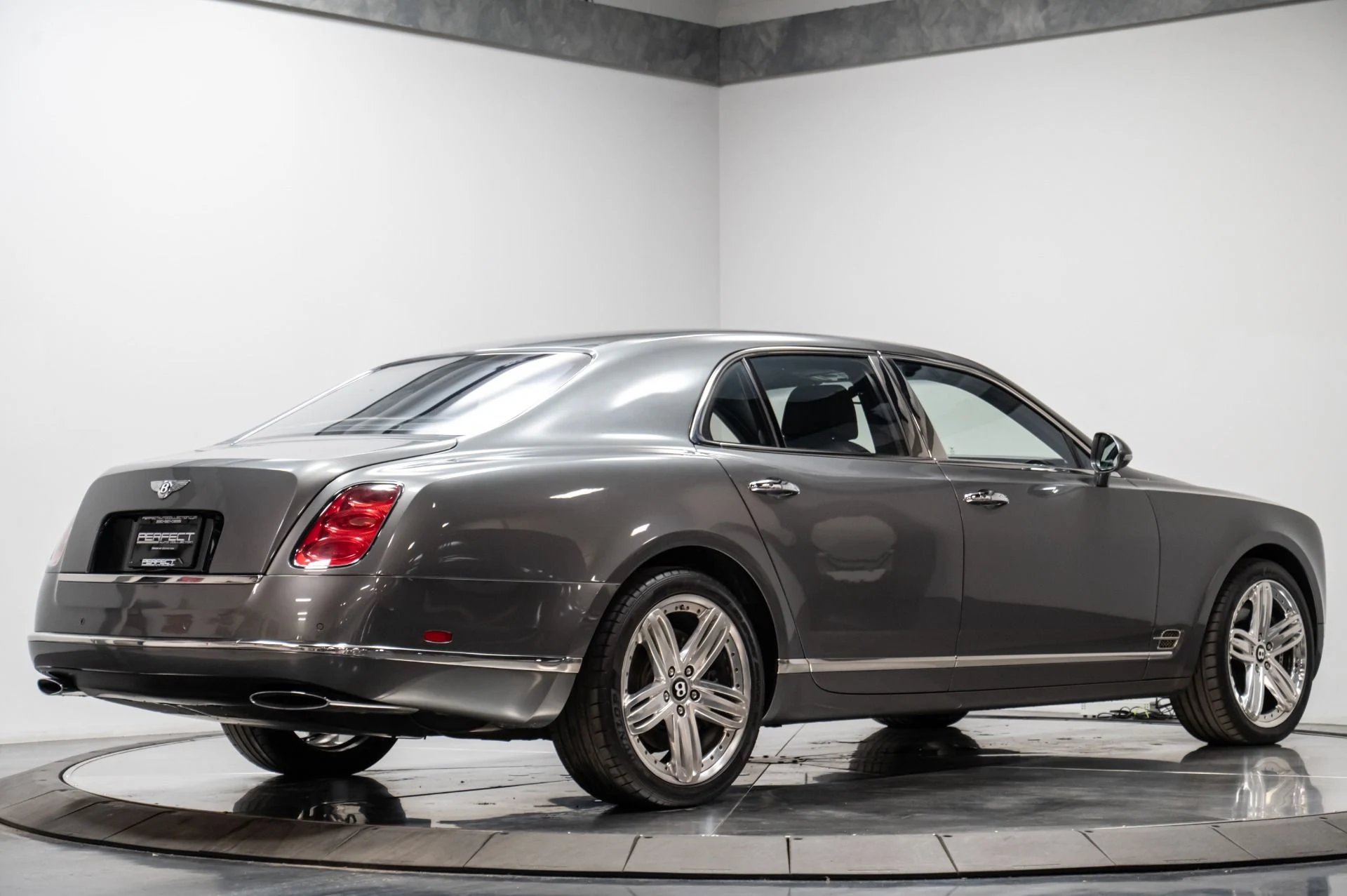 mph010_2140248230_Used_2012_Bentley_Mulsanne_1748557852_0ac0a4be5f