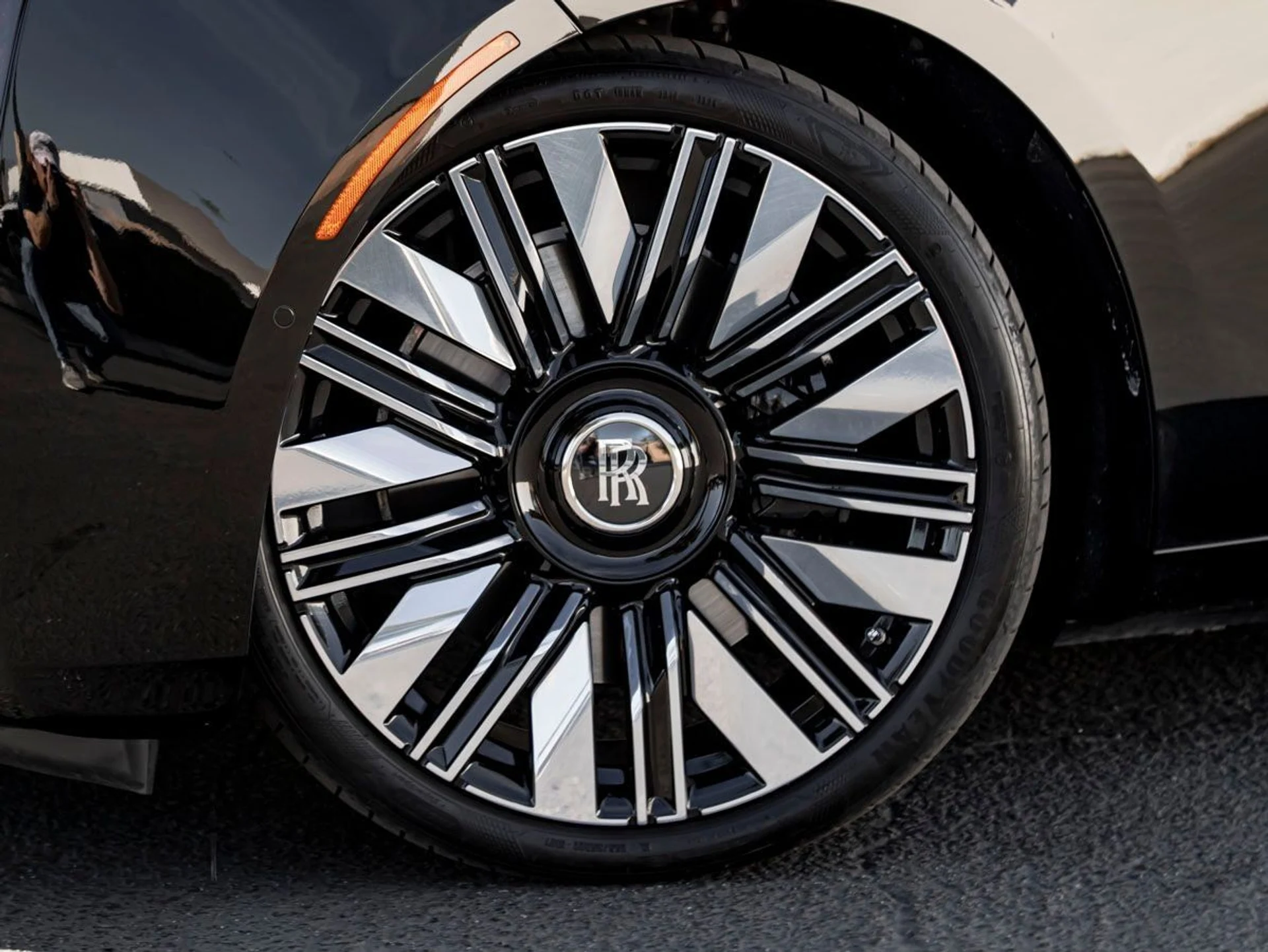 mph010_2140642339_11_d73909f104