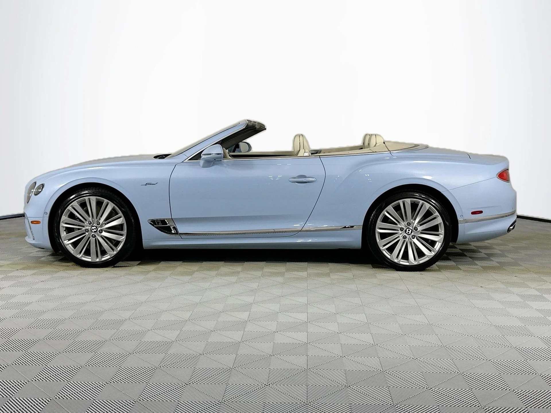 mph010_2141830920_11_aae69894d2