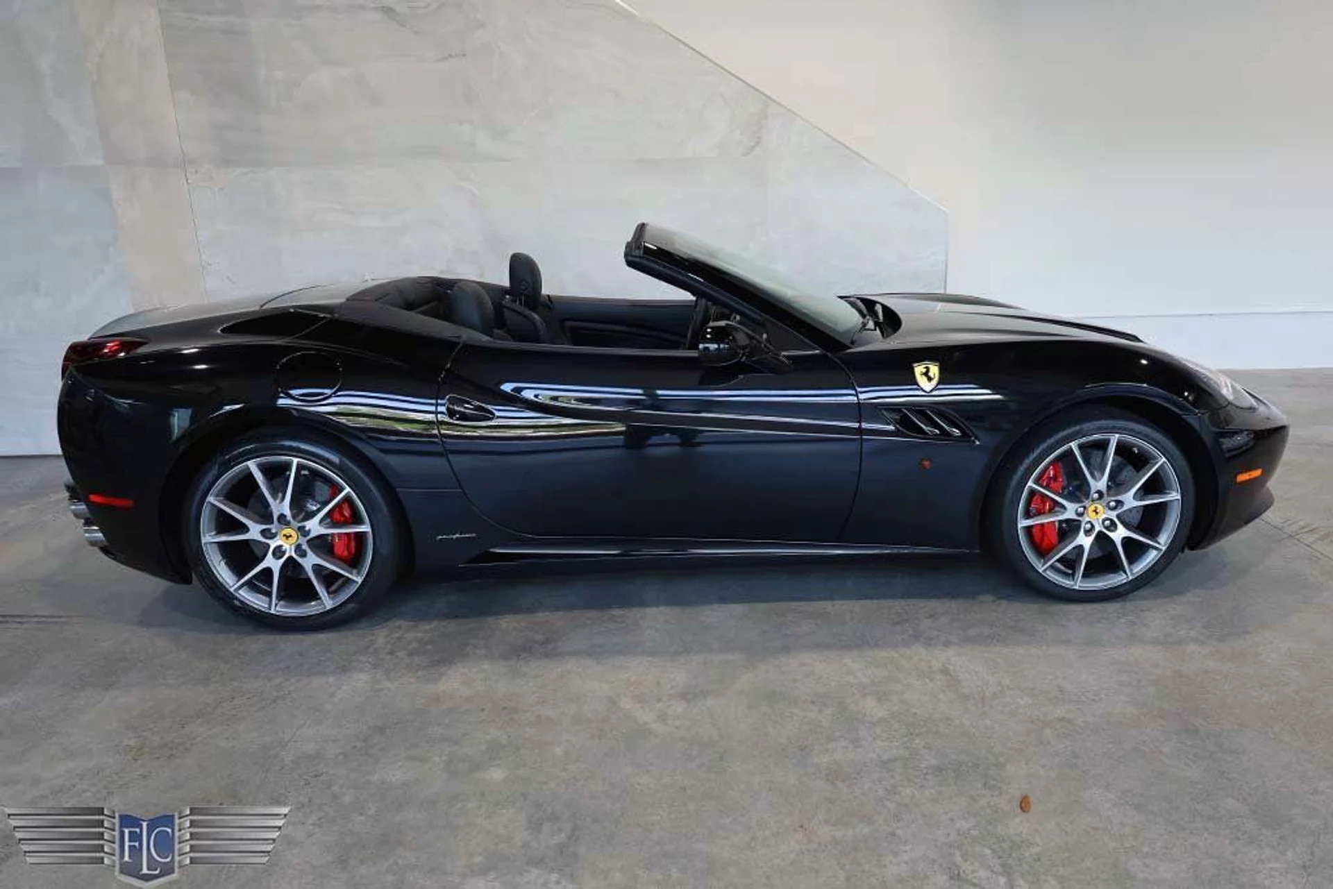 mph010_2145009465_used_2012_ferrari_california_2drconvertible_9689_22890913_11_1024_439ffb6f09