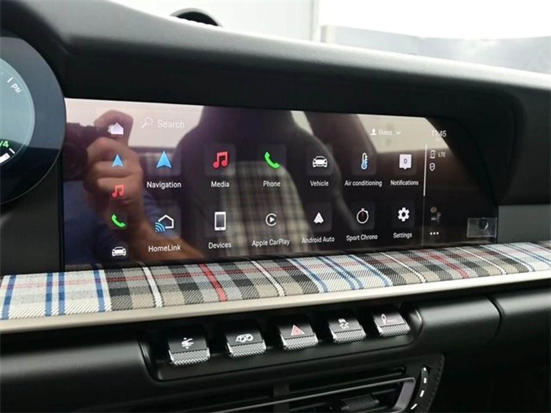 mph010_2148717592_877a2616d062a75792d14b38a3b24941x_06dce0b8b9