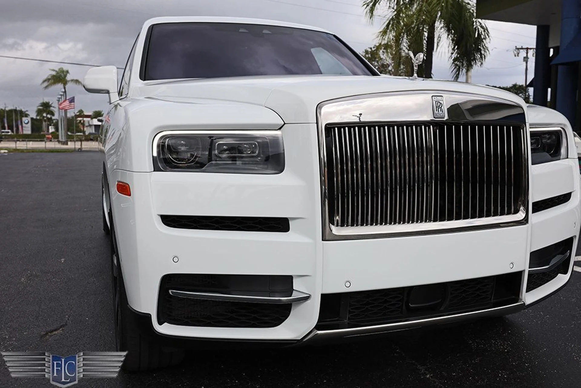 mph010_2150482446_used_2019_rolls_royce_cullinan_sportutility_6305_22963693_11_1024_581f19f5f2